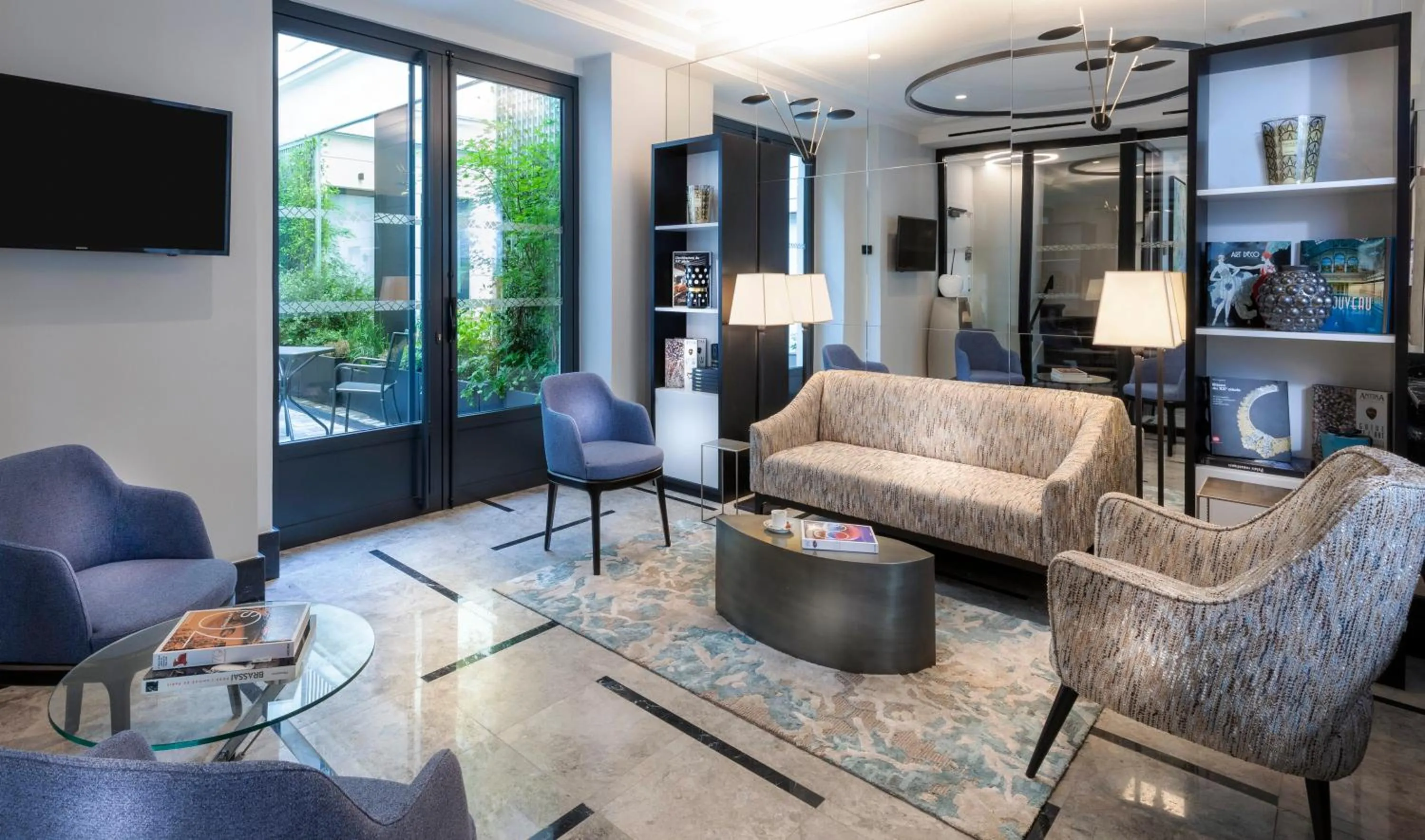 Seating area in Montfleuri