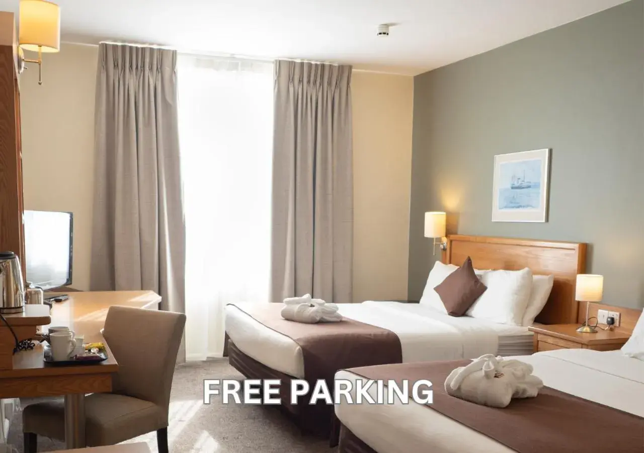 Bedroom, Bed in Future Inn Cardiff Bay Bedroom, Bed in Future Inn Cardiff Bay