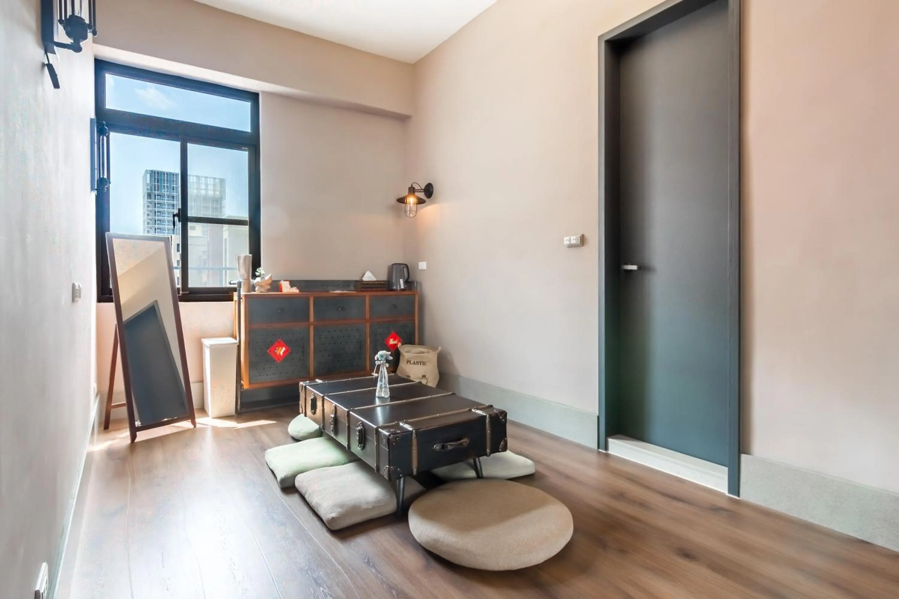 Decorative detail in Fun Simon