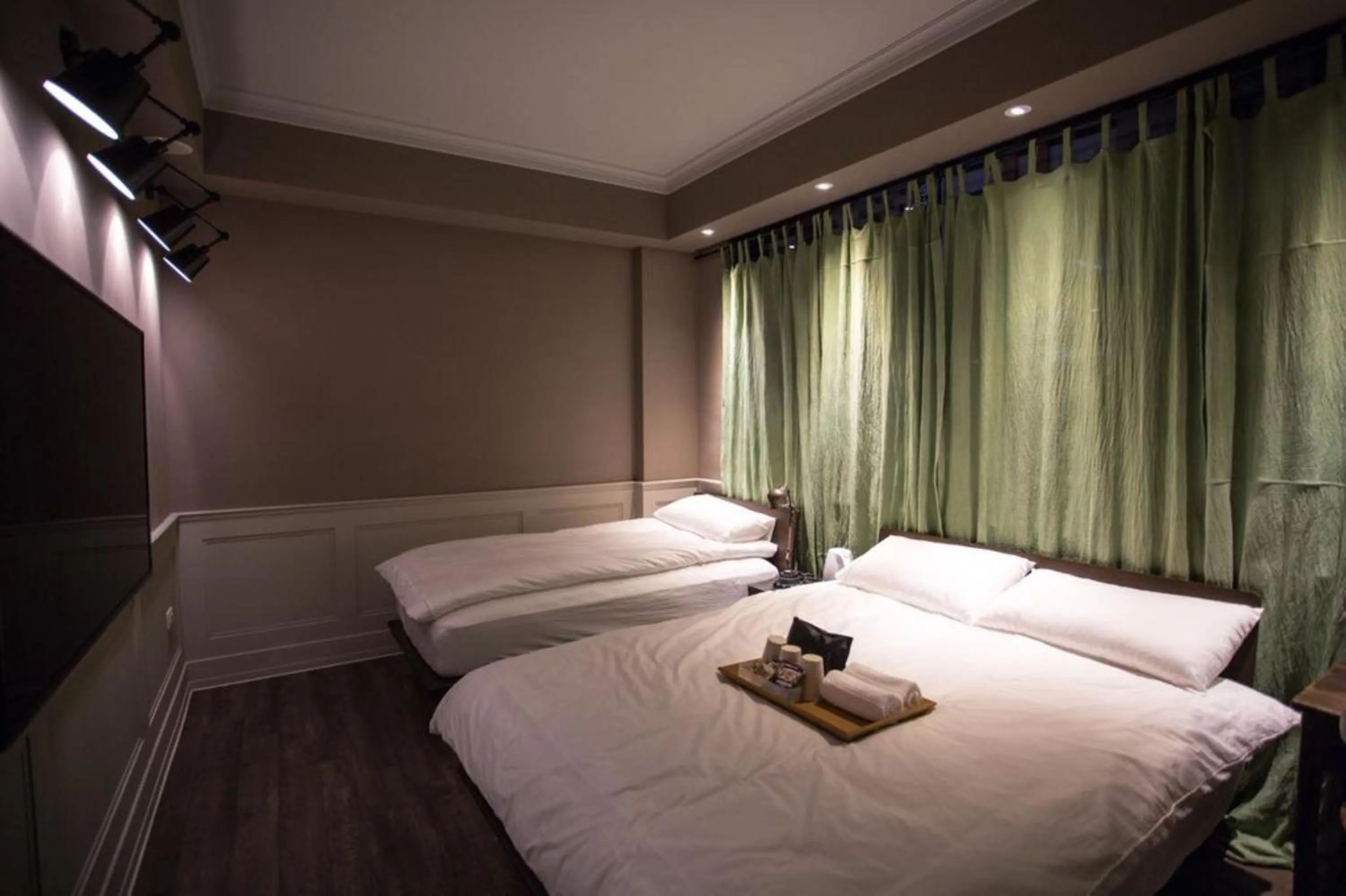 Decorative detail, Bed in Fun Simon