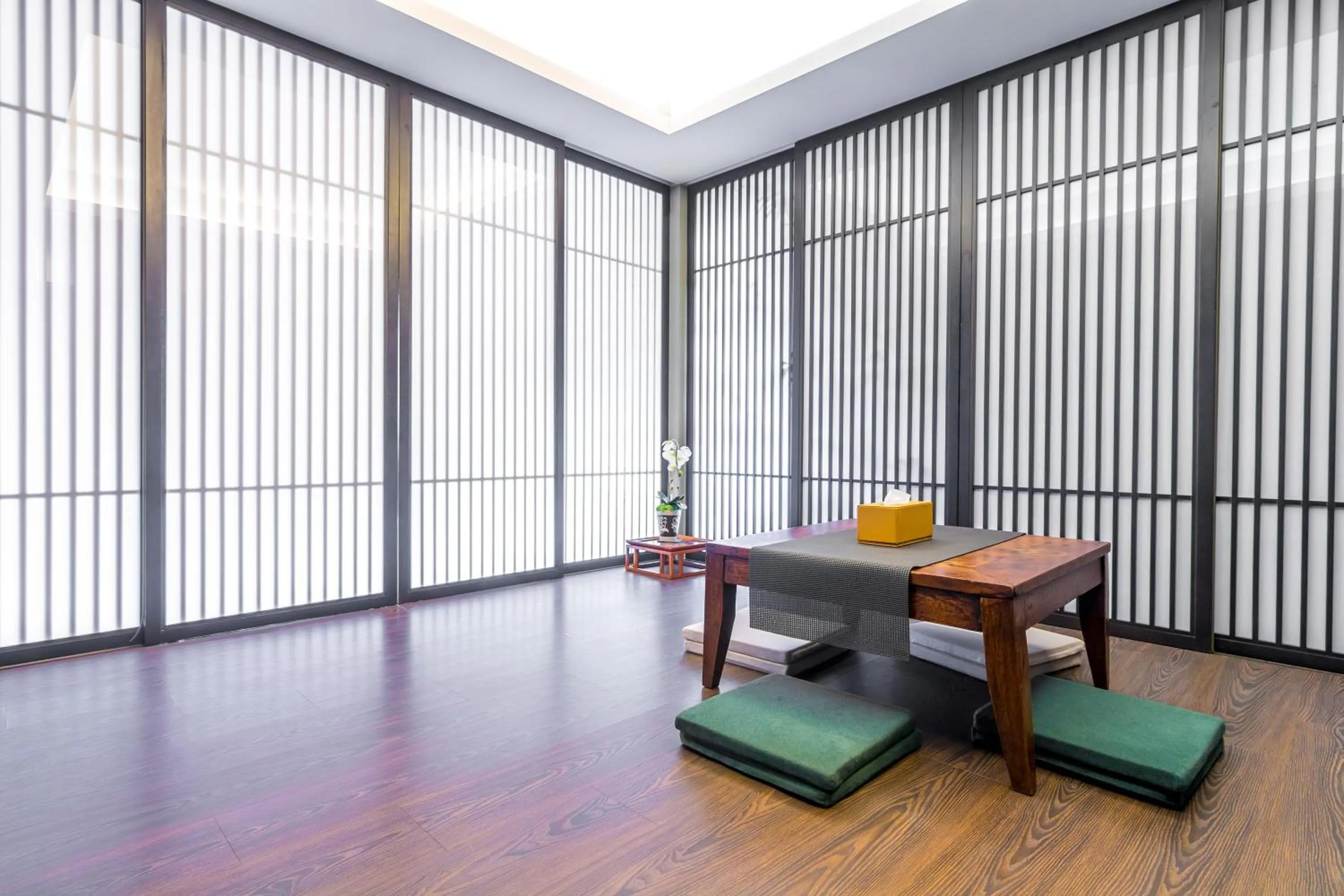 Decorative detail in Fun Simon