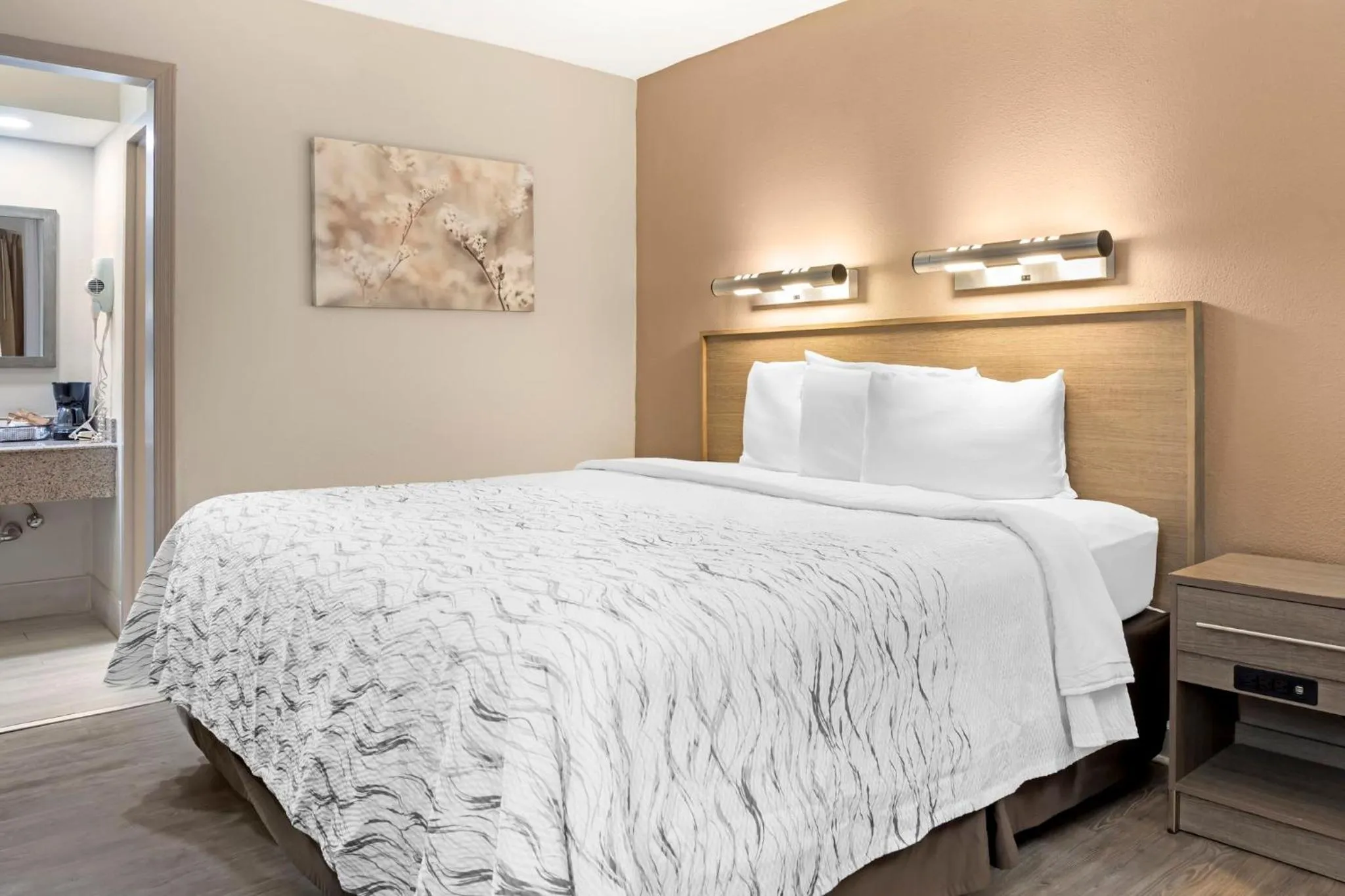 Bedroom, Bed in Red Roof Inn Bowling Green