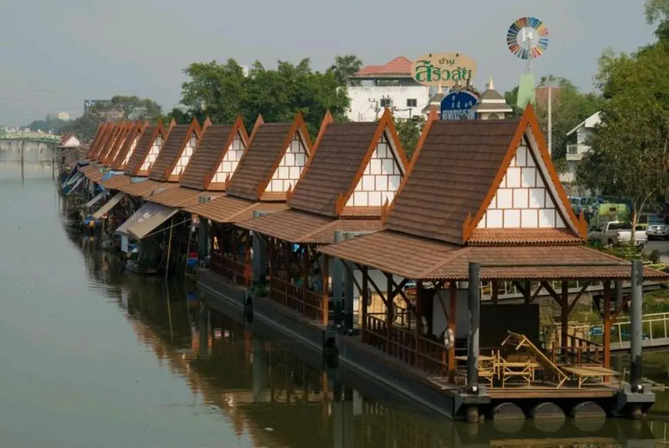 Restaurant/places to eat in Natcha Place Rangsit Donmuang Restaurant/places to eat in Natcha Place Rangsit Donmuang