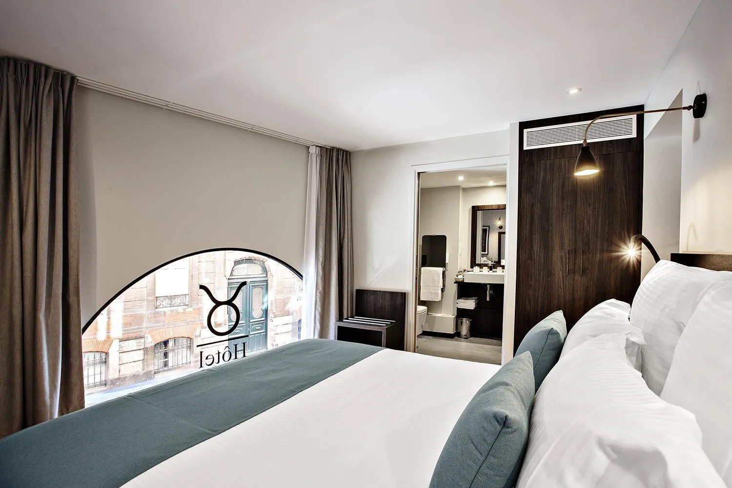 Bed in Boutique Hotel Villa du Taur