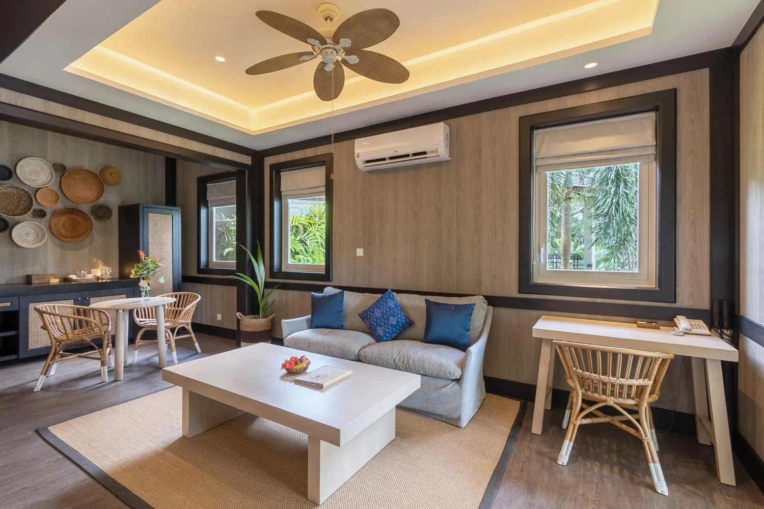 Living room in Lembeh Resort