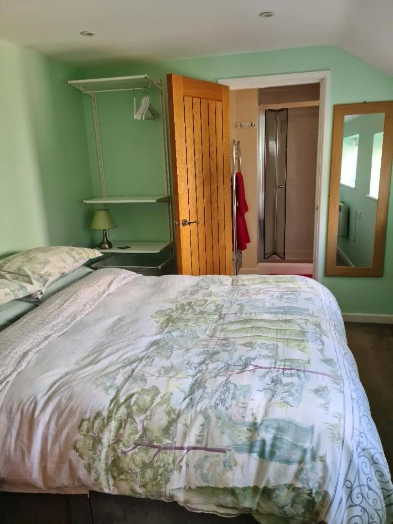 Bedroom, Bed in Morland