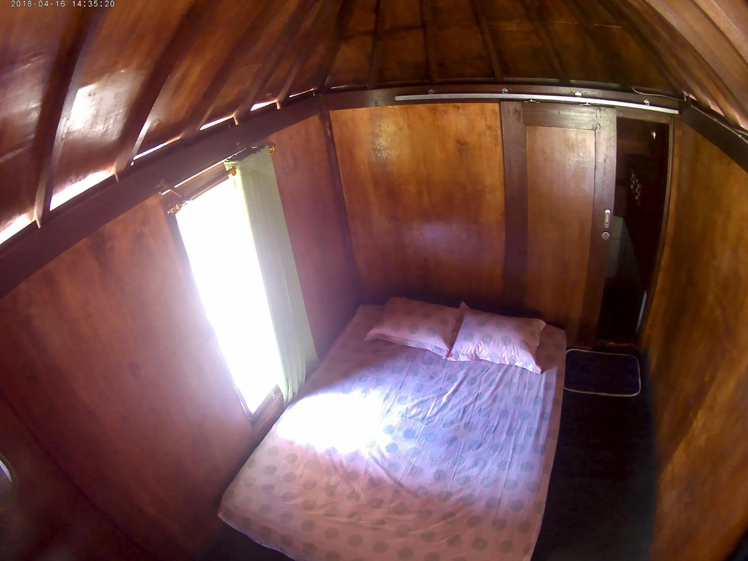 Bed in Bale Sembahulun Cottages & Tend