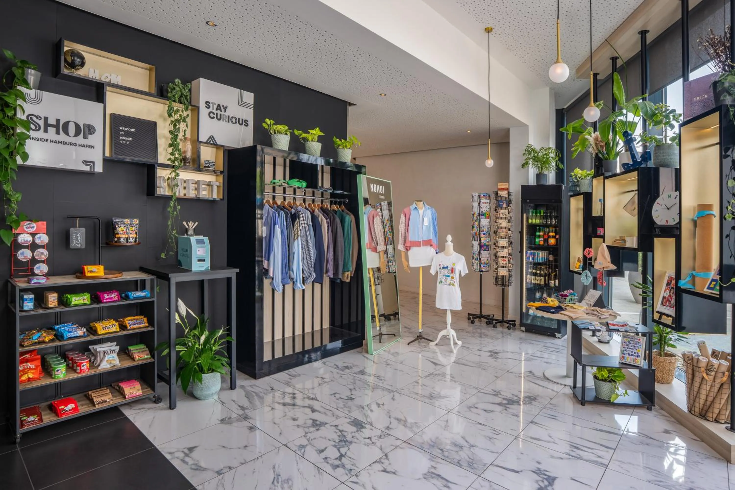 On-site shops in INNSiDE by Meliá Hamburg Hafen