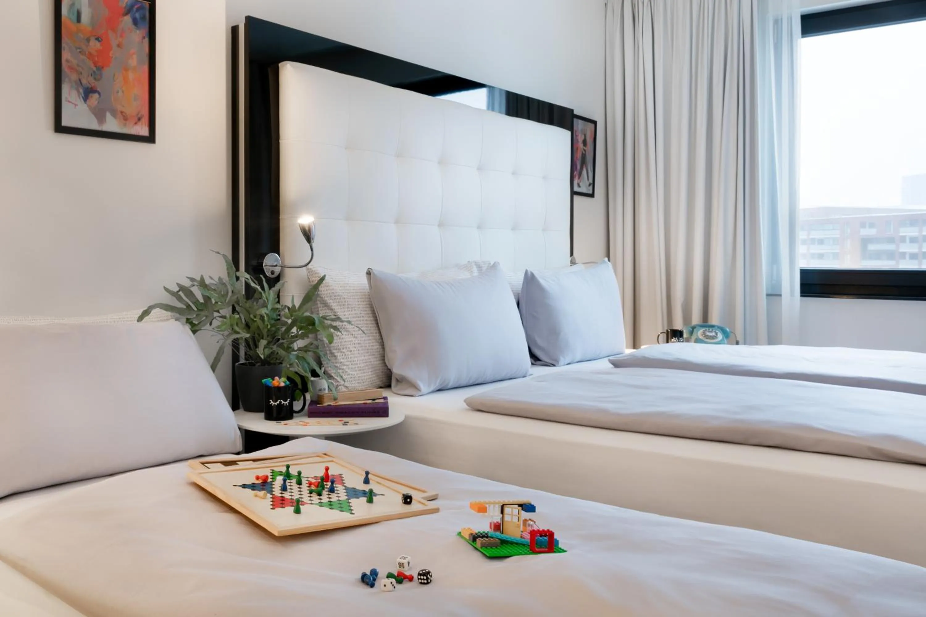 Bed in INNSiDE by Meliá Hamburg Hafen