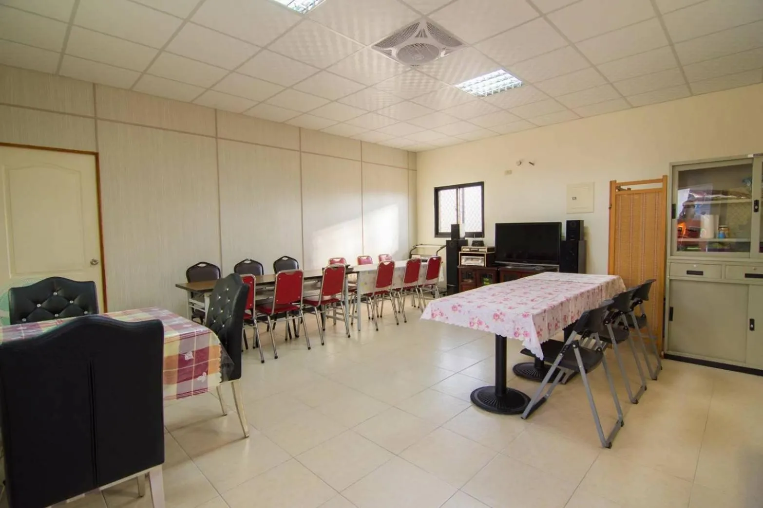 Restaurant/places to eat in Chang Cheng Min Su