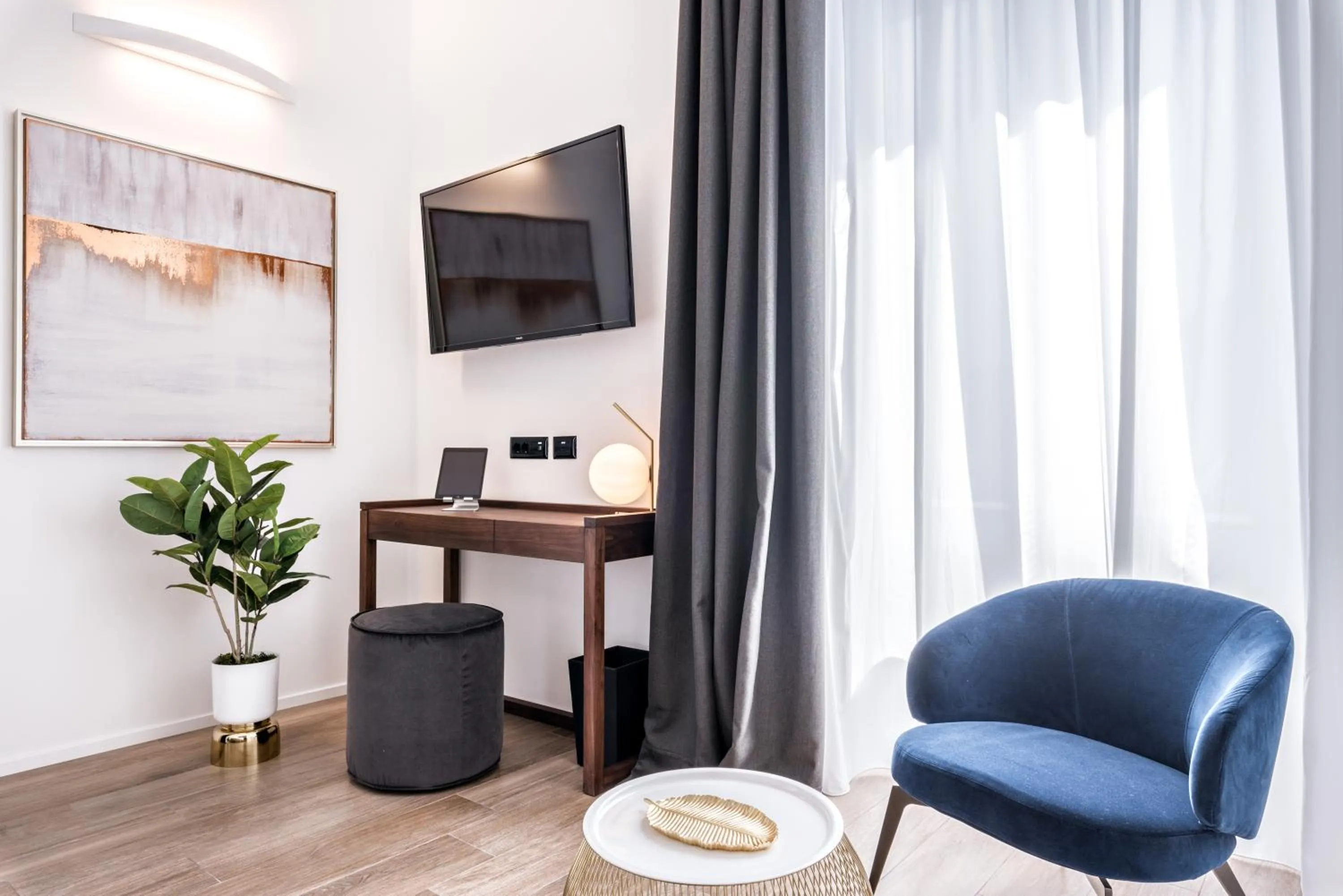 TV and multimedia in La Spezia by The First - Luxury Rooms & Suites
