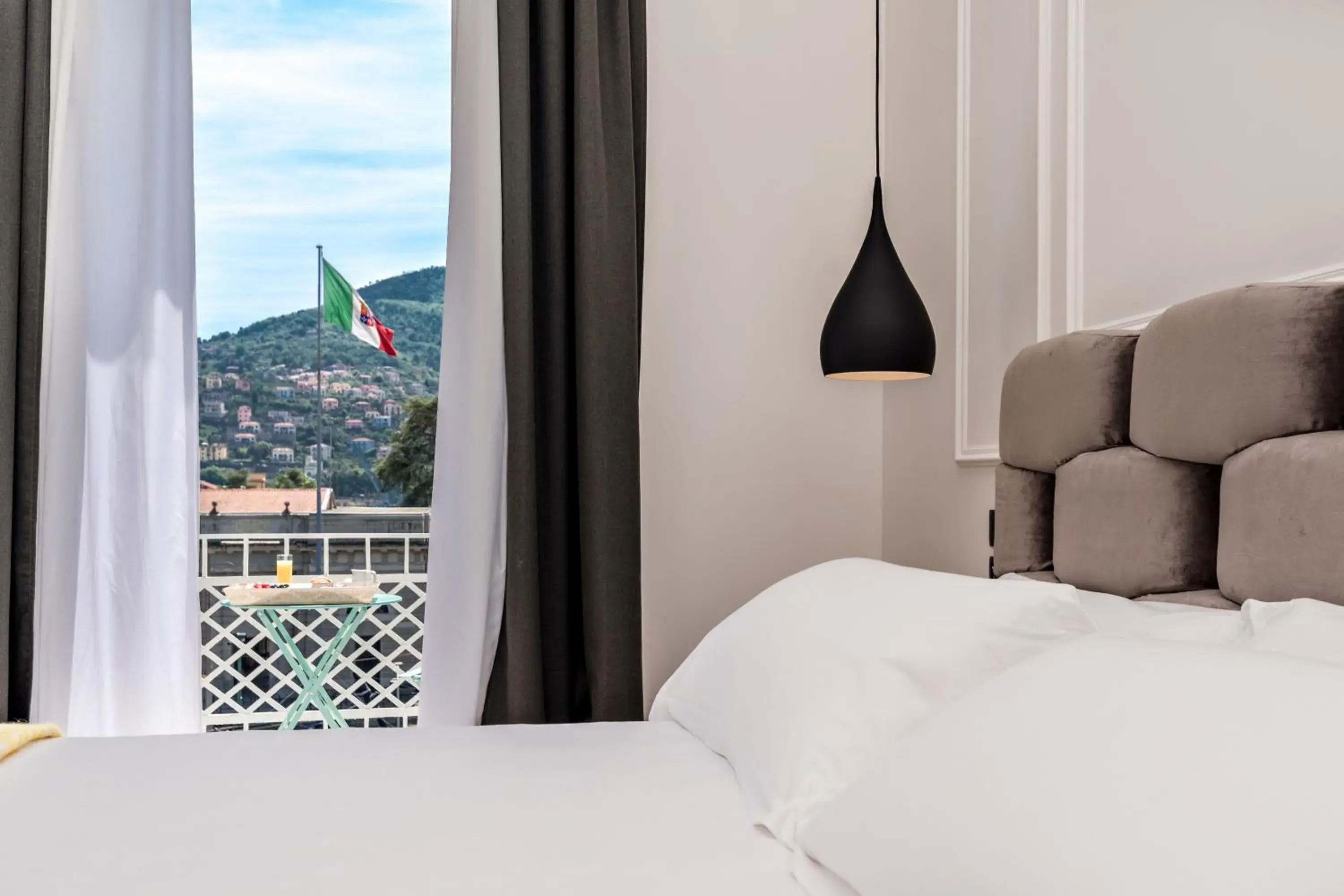 Presidential Suite in La Spezia by The First - Luxury Rooms & Suites Presidential Suite in La Spezia by The First - Luxury Rooms & Suites