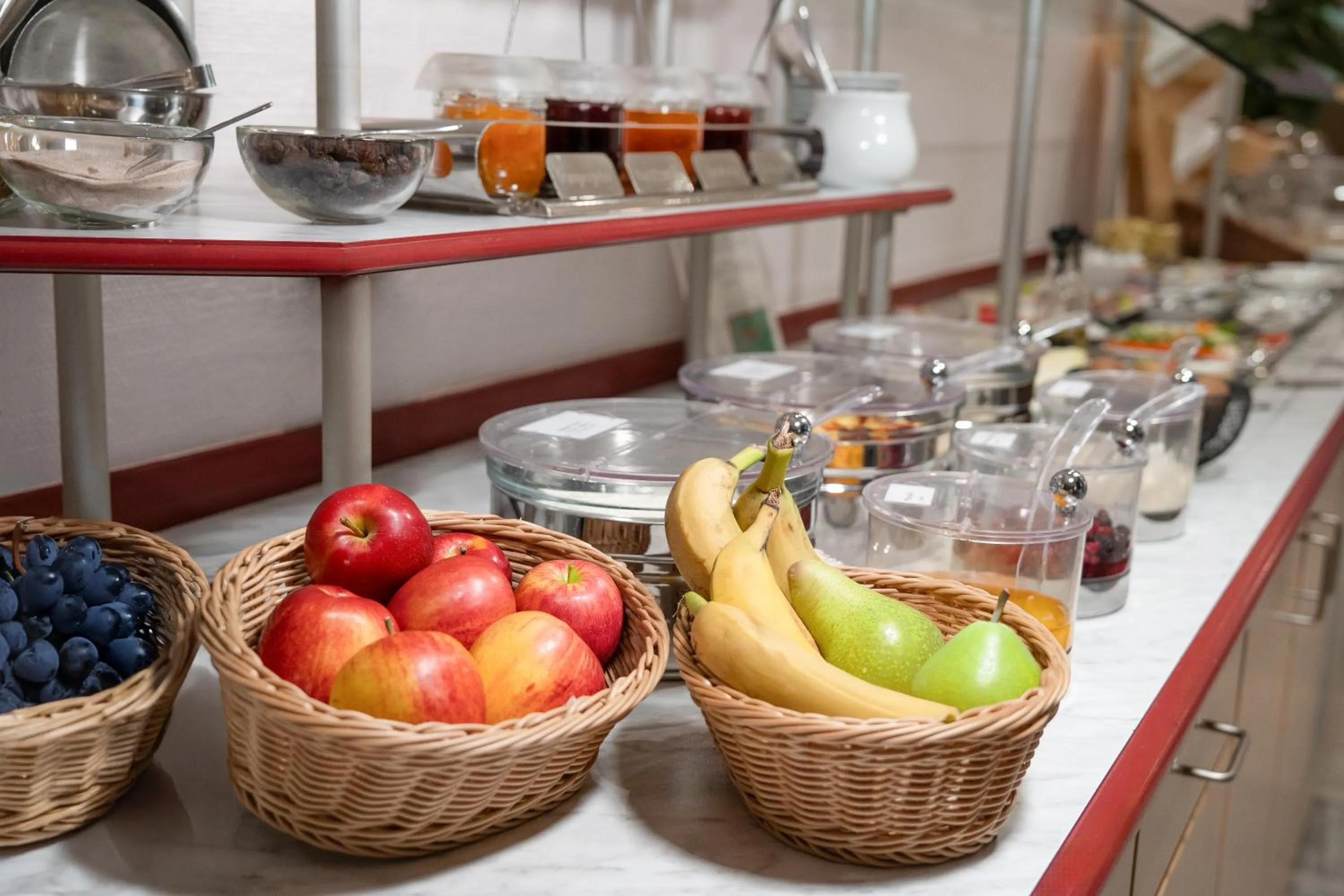 Breakfast in Astor & Aparthotel