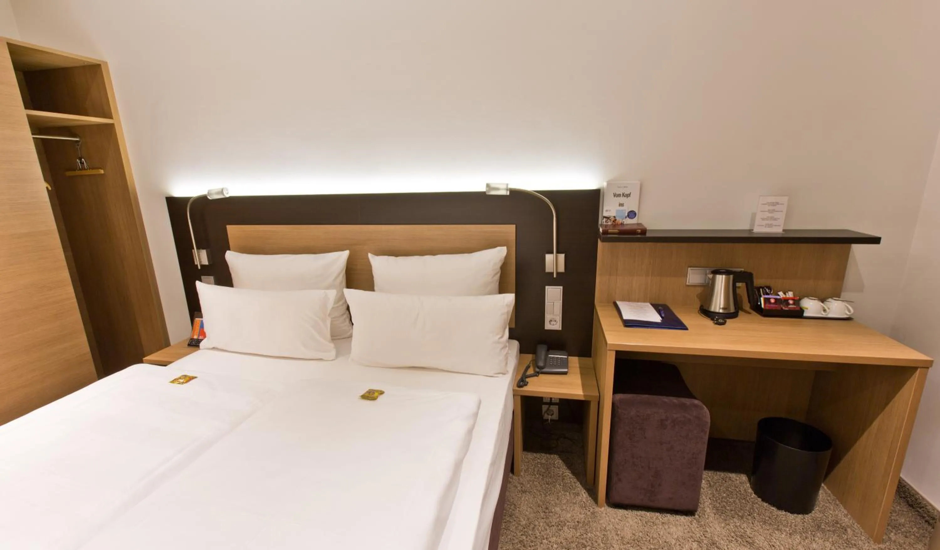 Photo of the whole room, Bed in Astor & Aparthotel