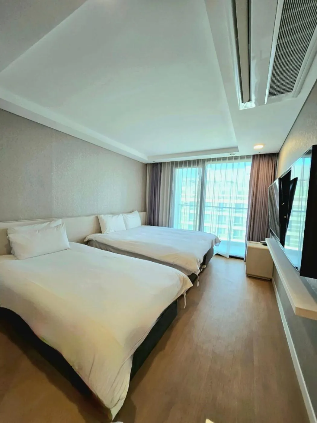 Bed in Hotel Air City Jeju