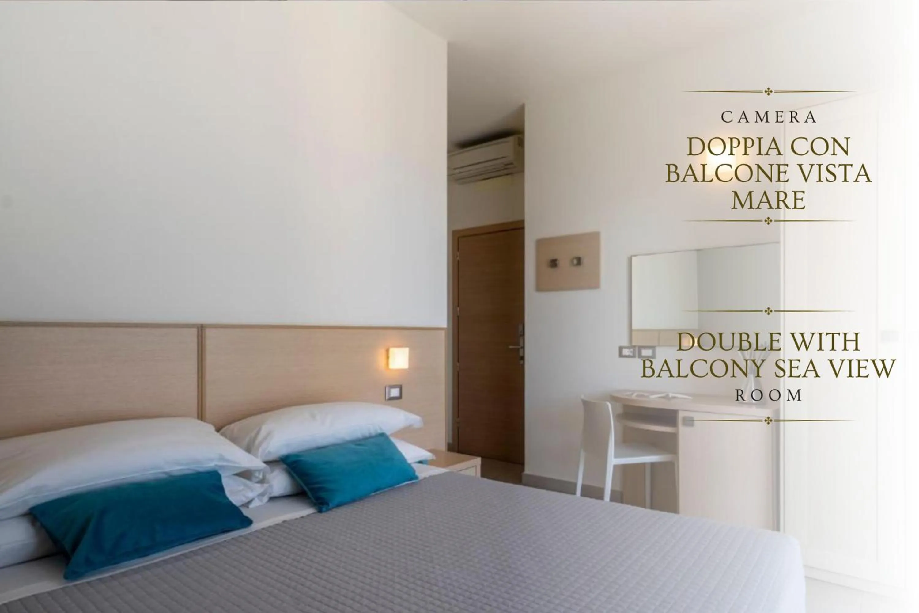 Bed in Hotel Constellation