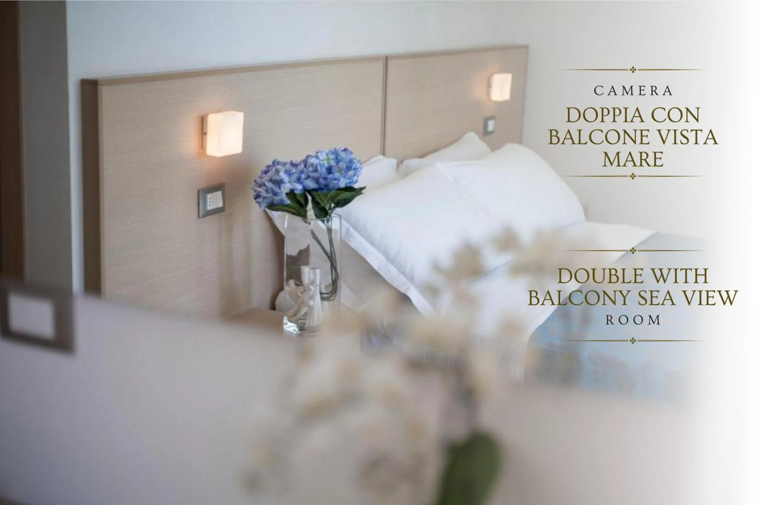 Bed in Hotel Constellation