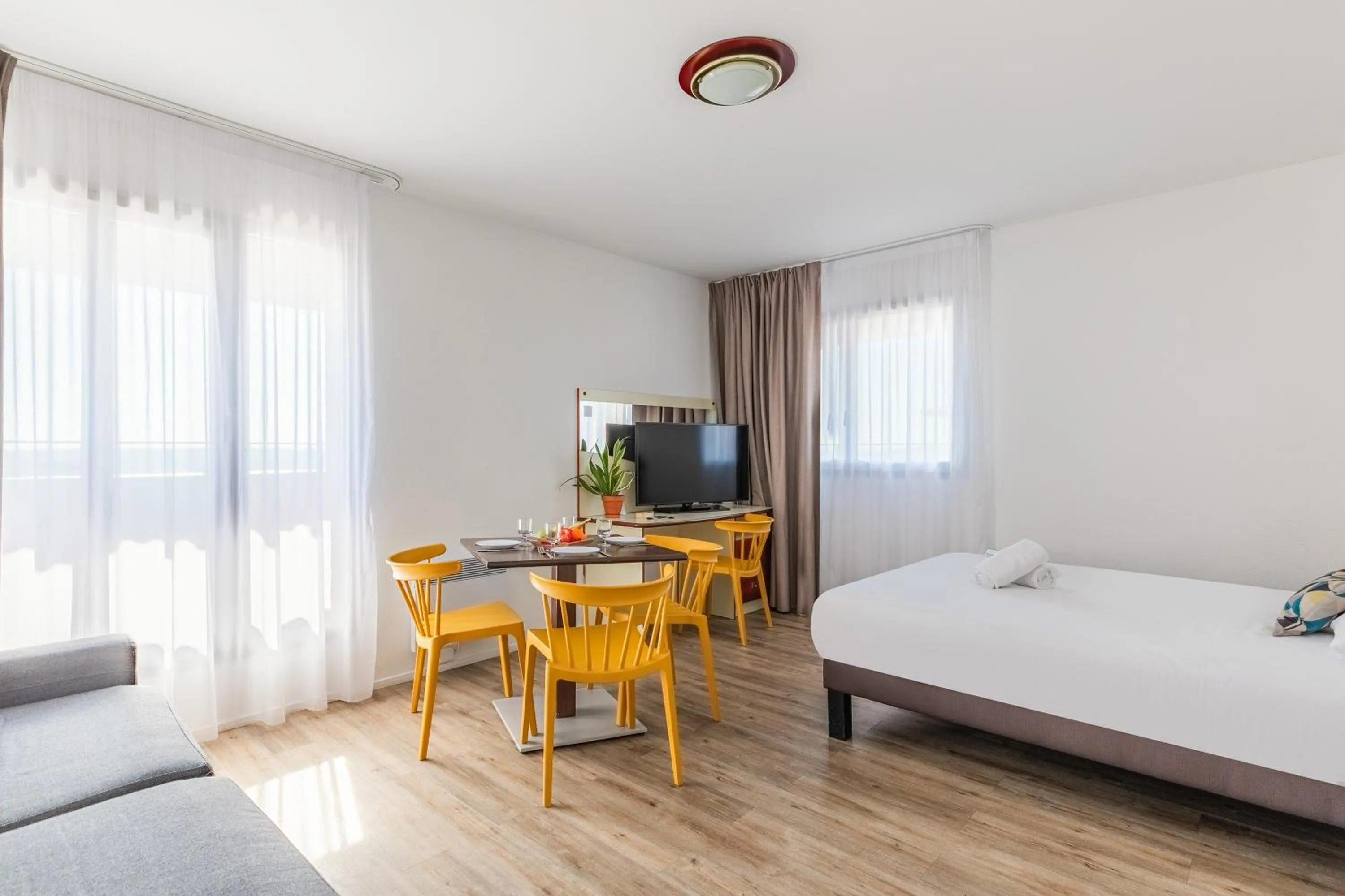 Bed in Appart'City Classic Blois