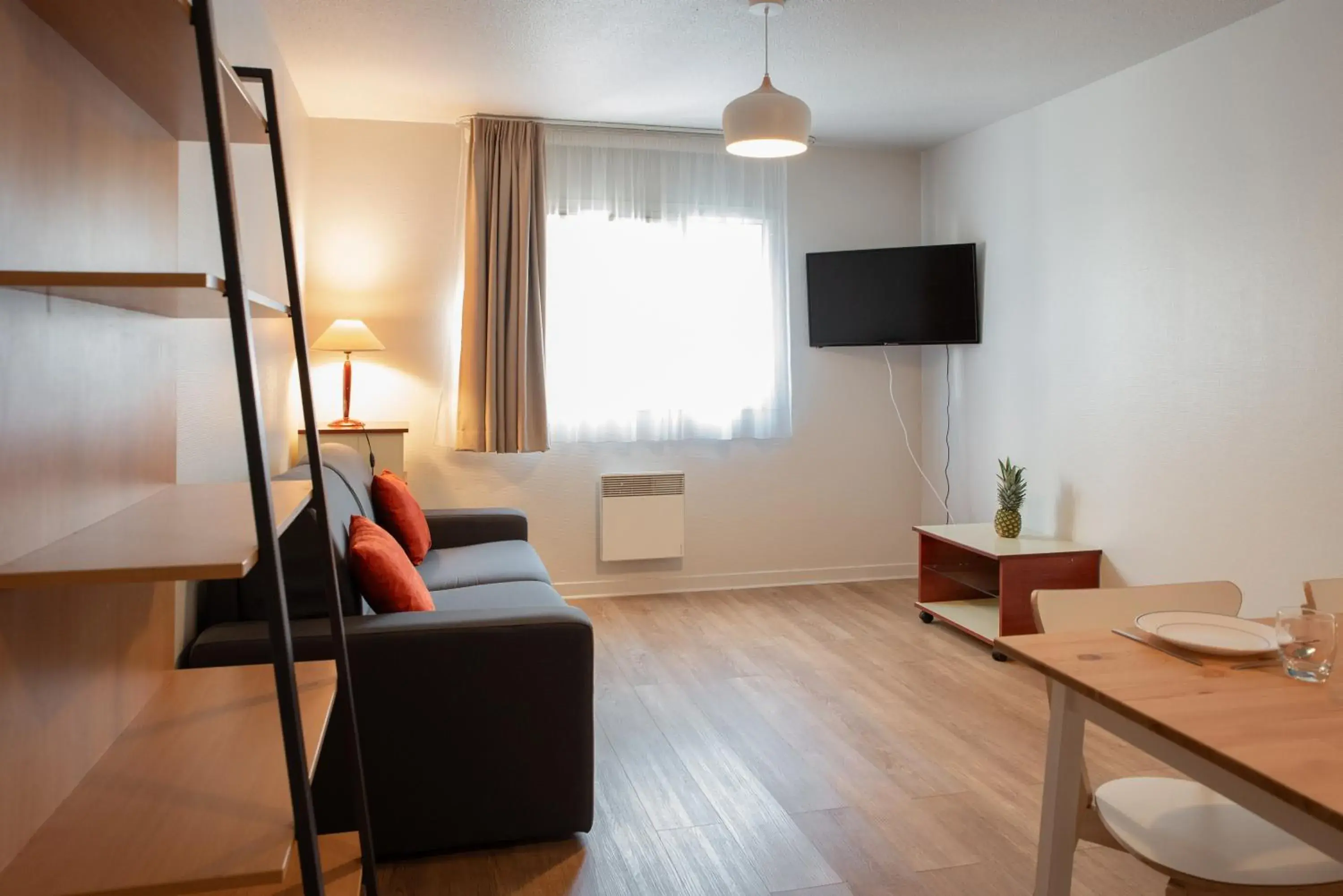 View (from property/room), Bed in Terres de France Brest View (from property/room), Bed in Terres de France Brest