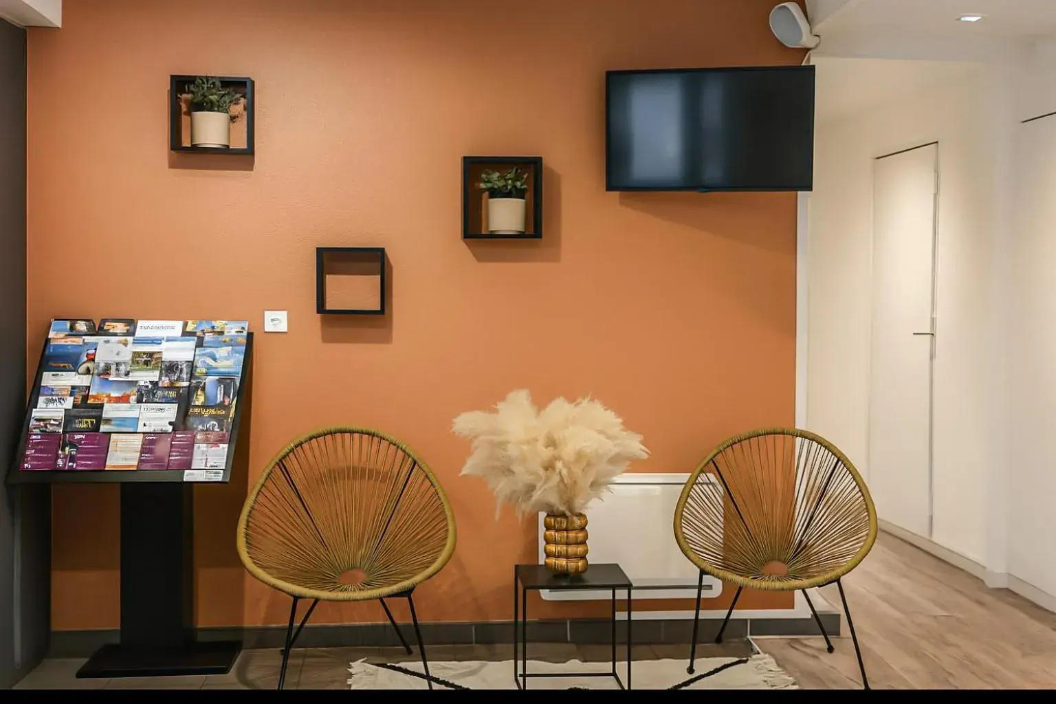 Lobby or reception in Comfort Aparthotel Le Mans Lobby or reception in Comfort Aparthotel Le Mans