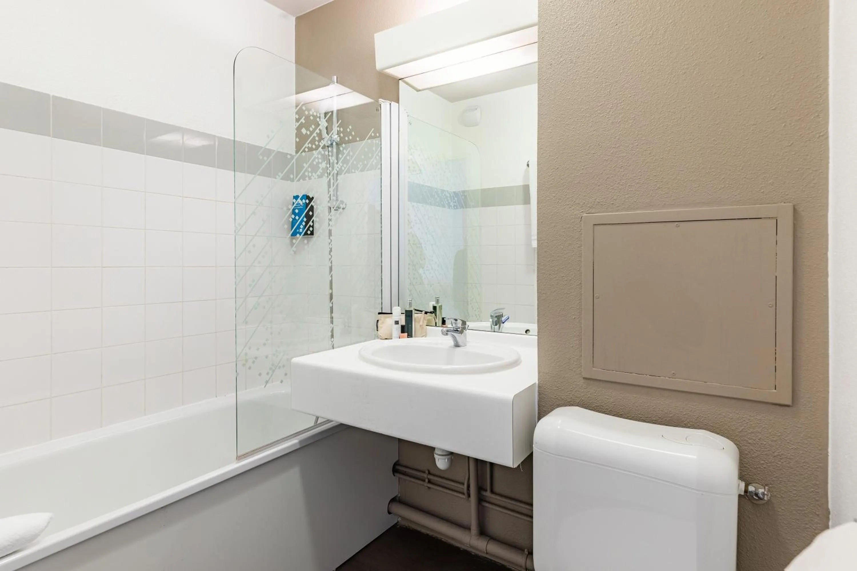 Bathroom in Appart'City Classic Lyon Part Dieu Villette