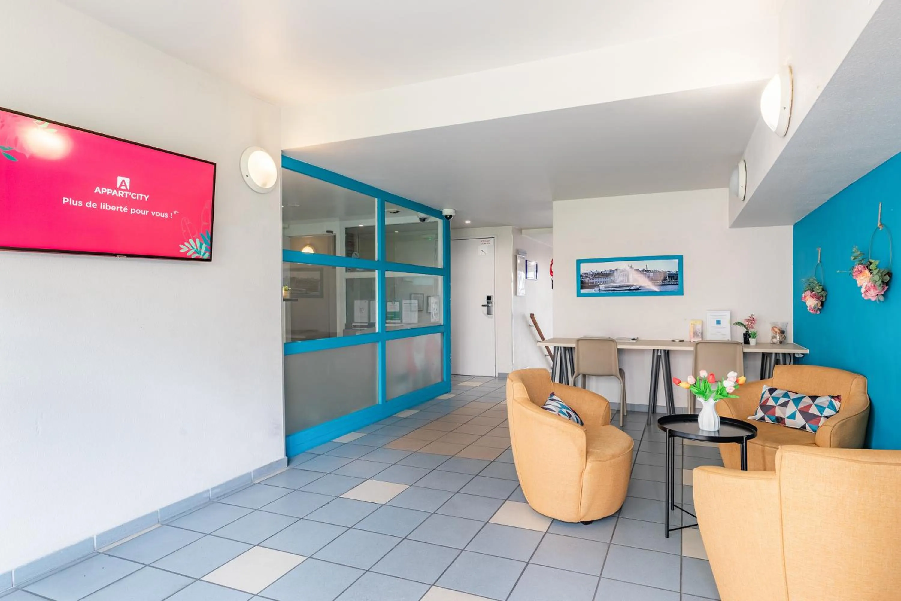 Lobby or reception in Appart'City Classic Lyon Part Dieu Villette