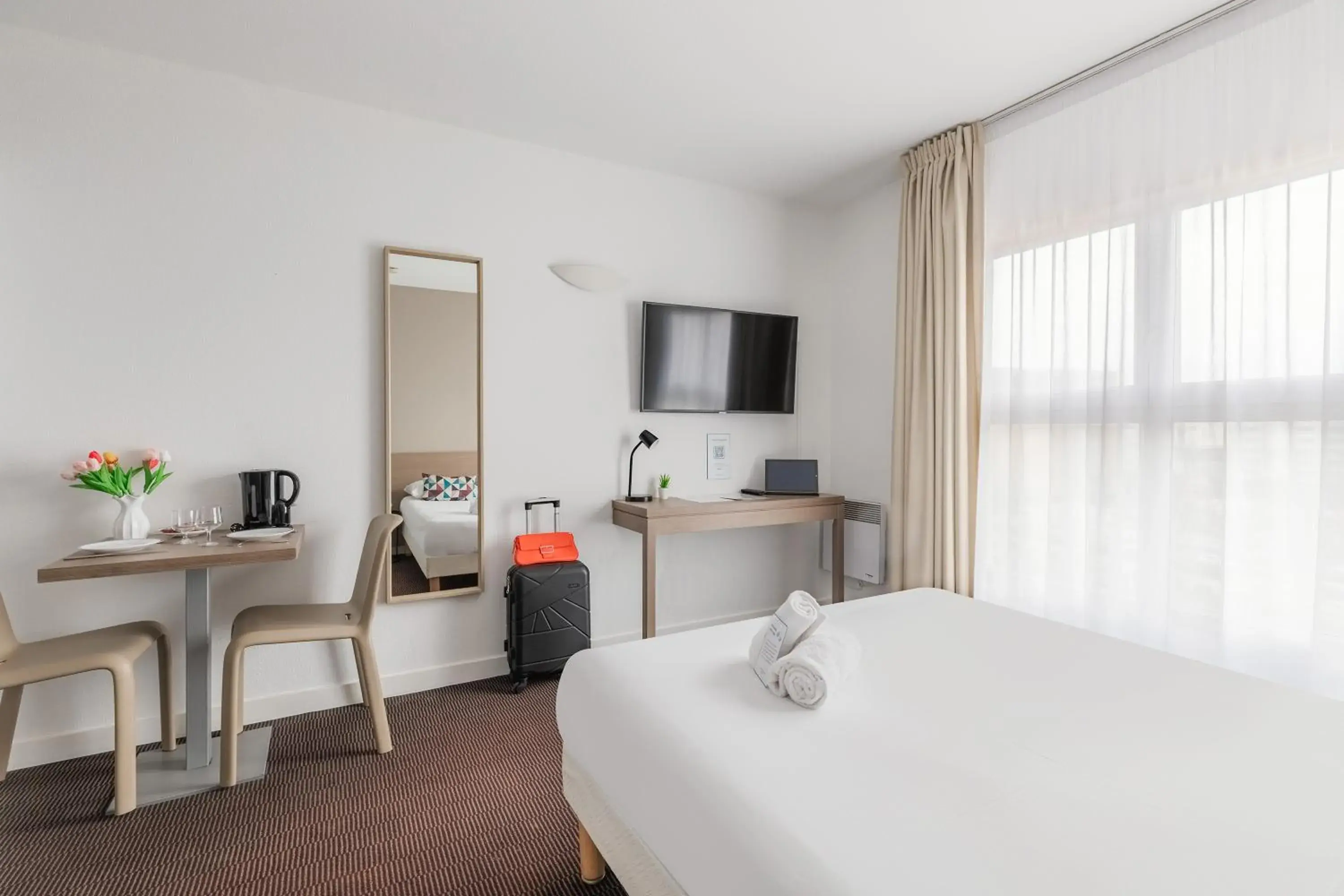 Bed in Appart'City Classic Lyon Part Dieu Villette Bed in Appart'City Classic Lyon Part Dieu Villette