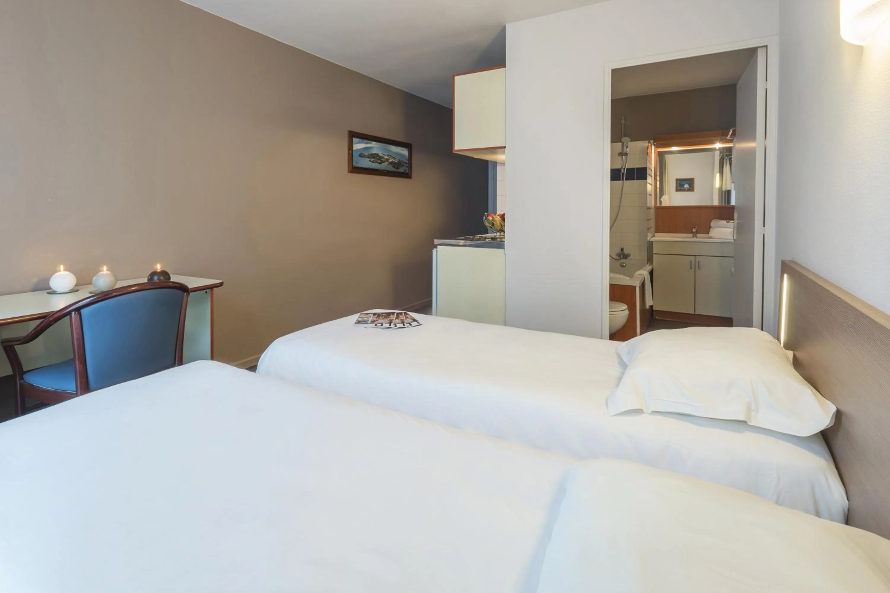 Bed in Appart'City Classic Nancy