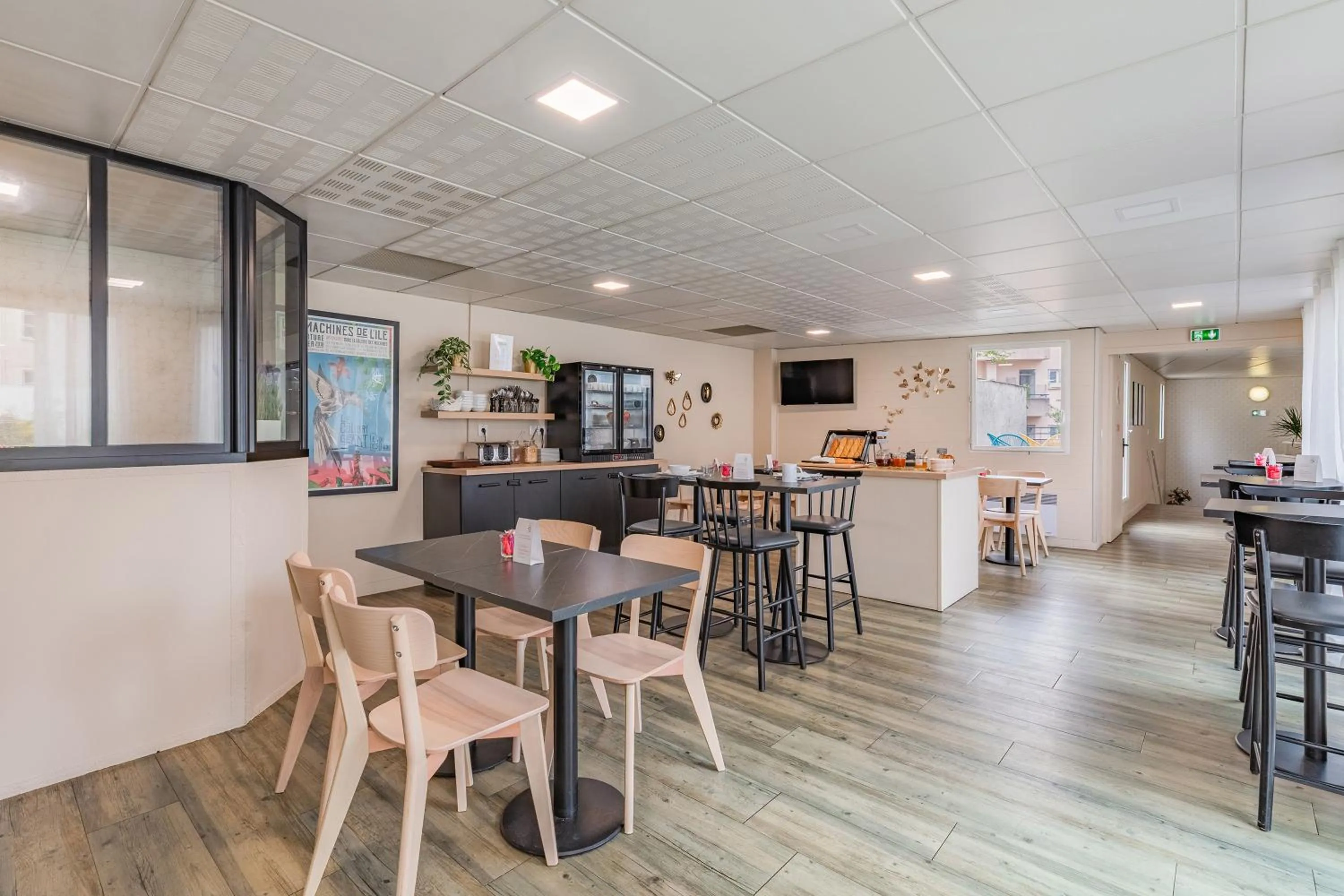 Breakfast in Appart'City Classic Nantes Quais de Loire