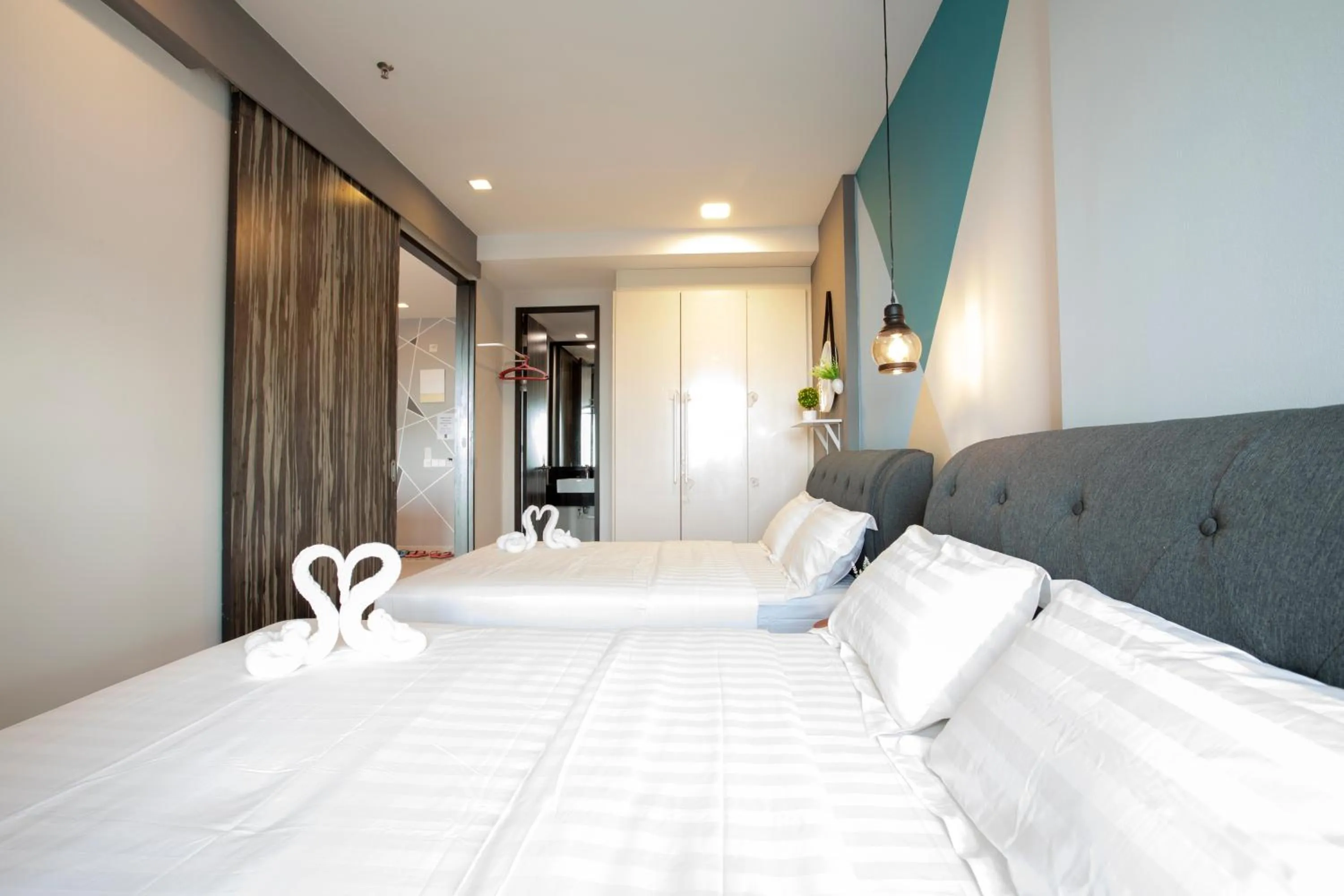 Photo of the whole room, Bed in Cozy Living Sky Apartment