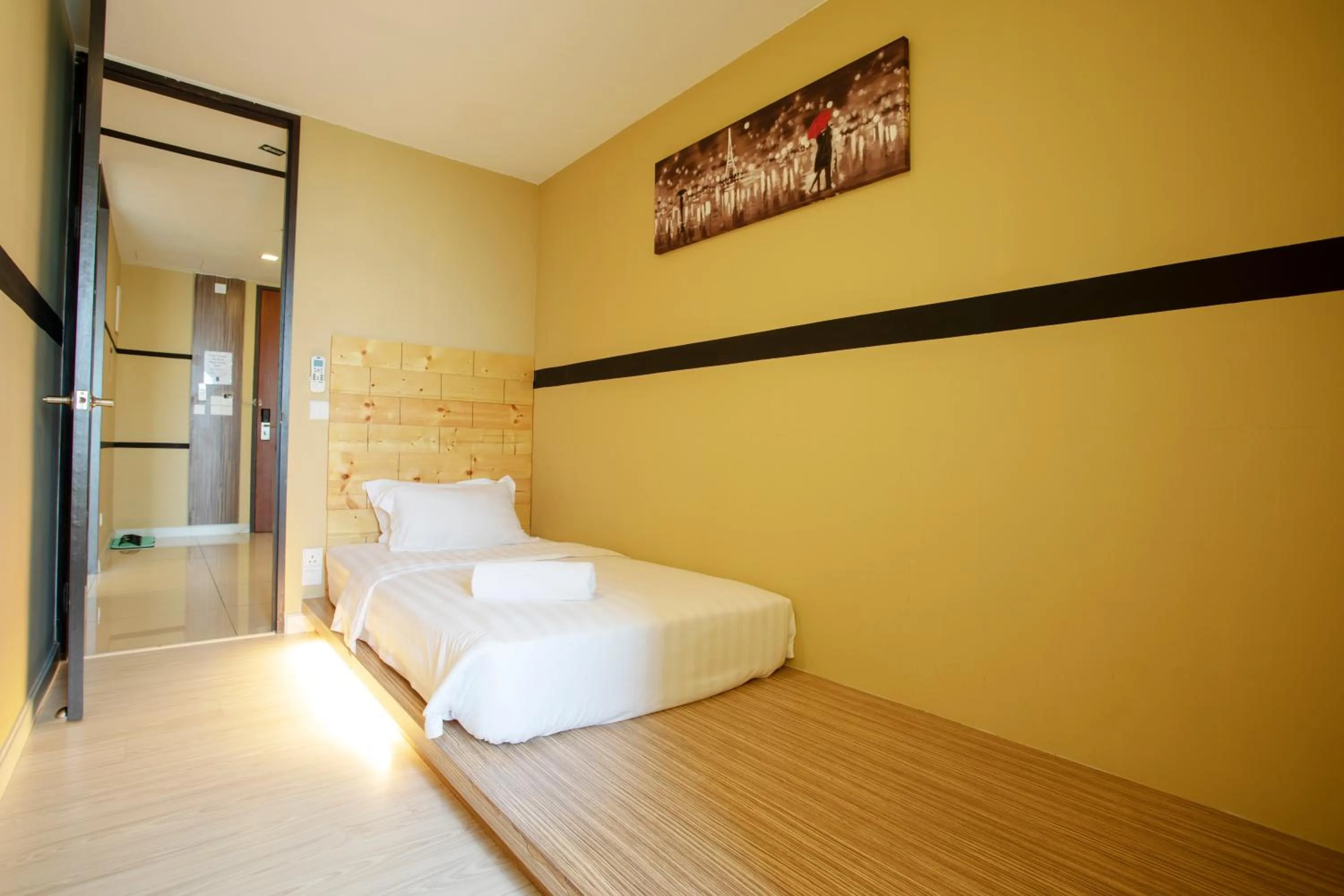 Bedroom, Bed in Cozy Living Sky Apartment