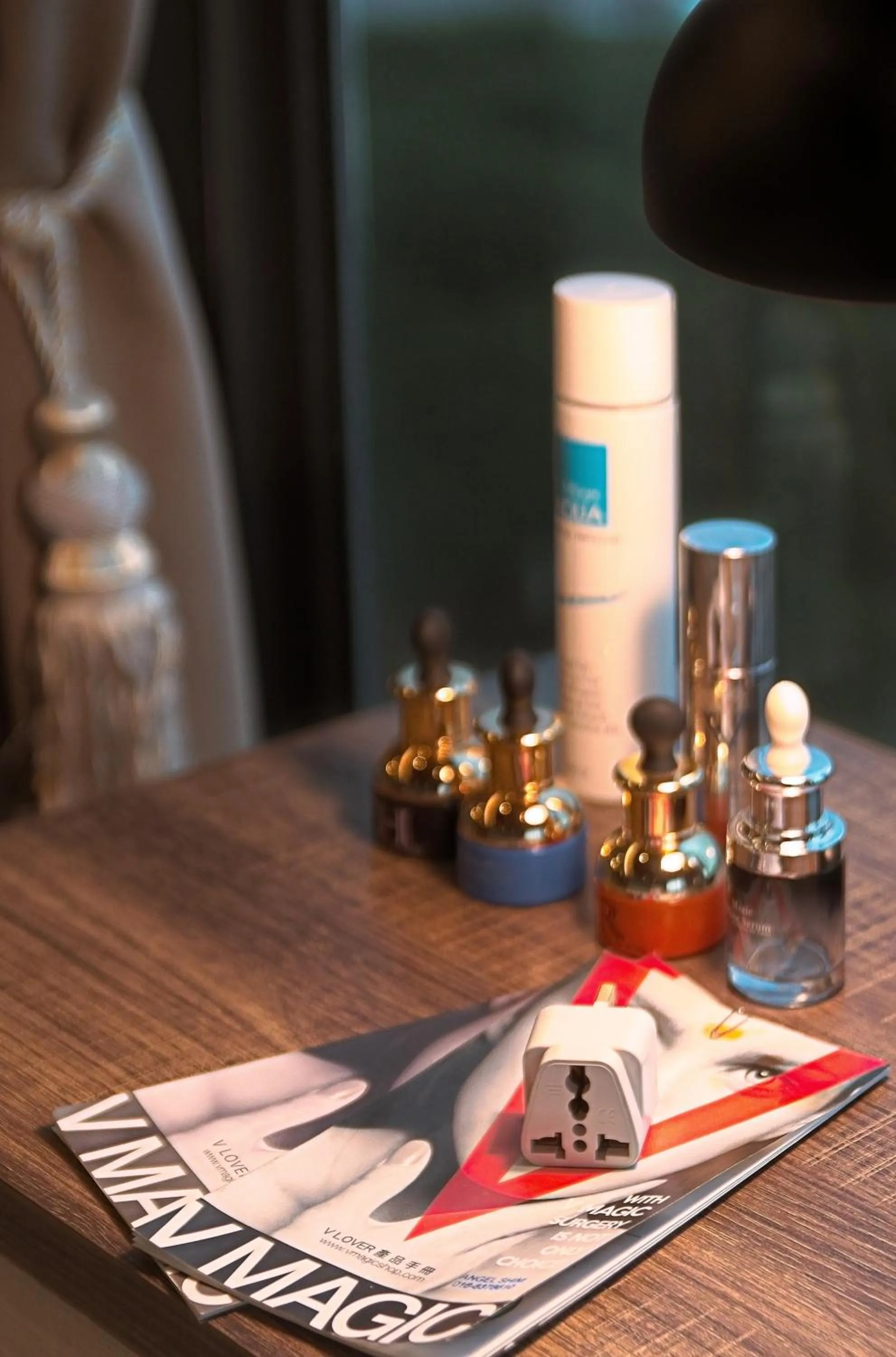 Decorative detail in Cozy Living Sky Apartment