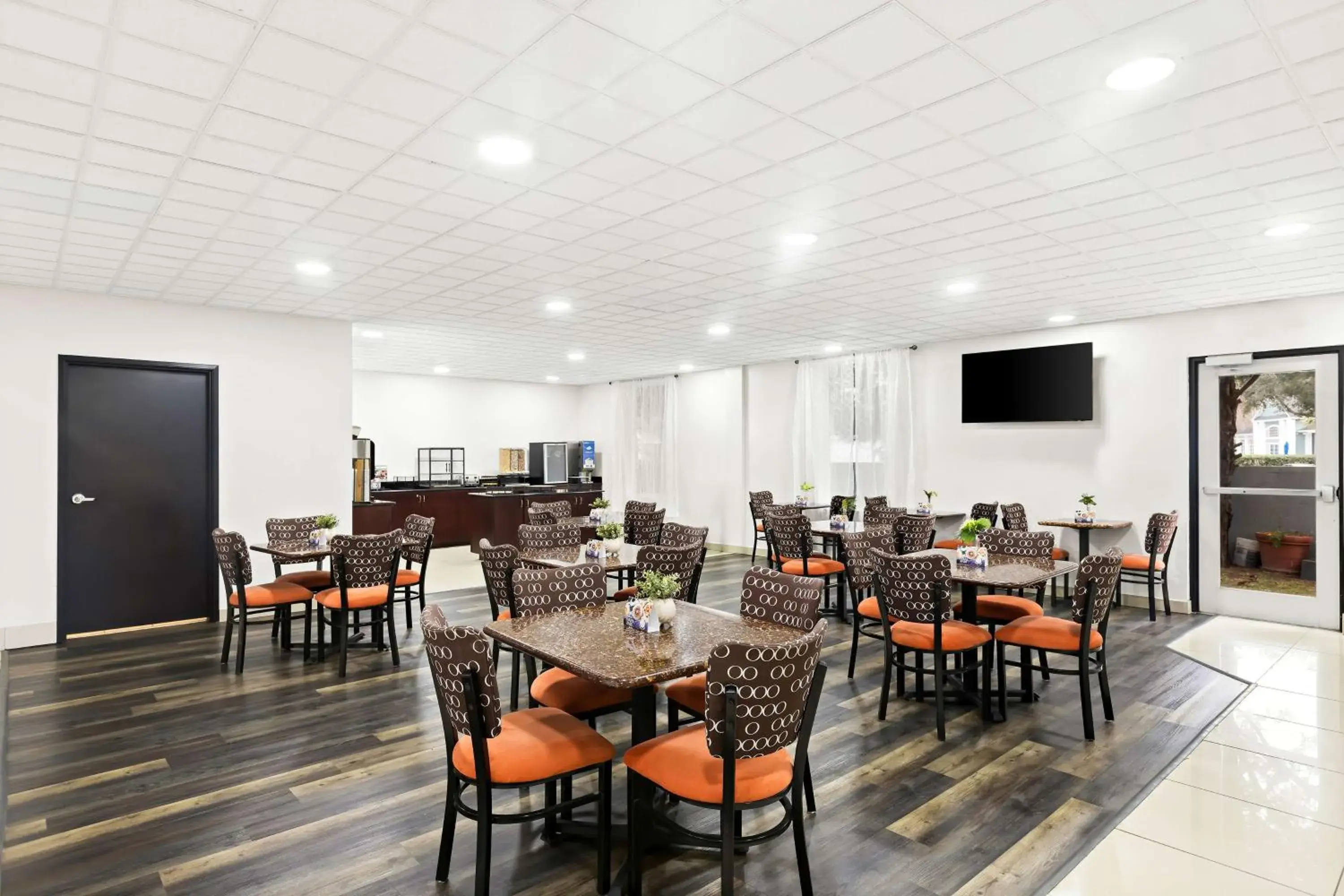 Restaurant/places to eat in Sonesta Essential Savannah Restaurant/places to eat in Sonesta Essential Savannah