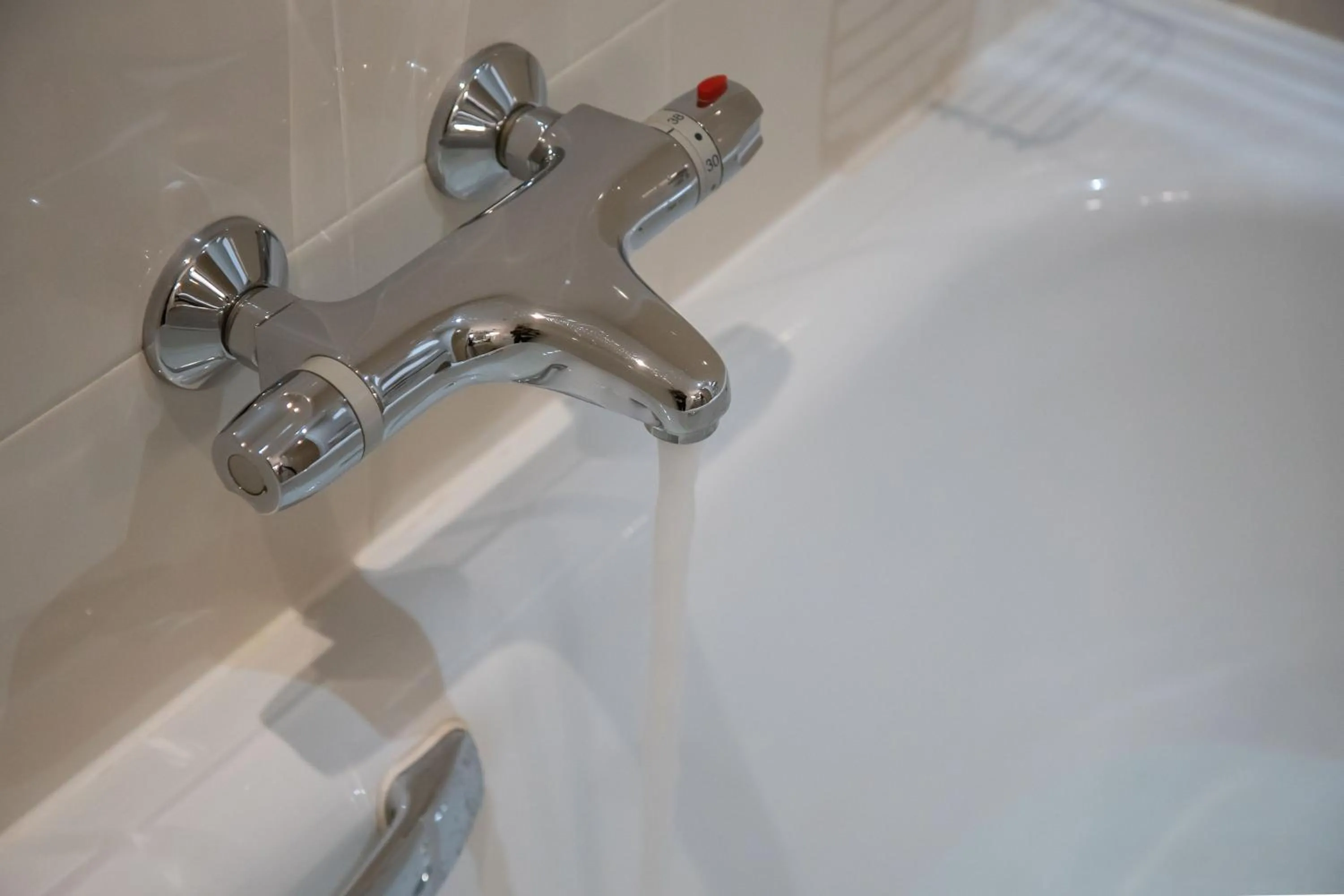 Bathroom in Mercure Sheffield St Paul's Hotel & Spa