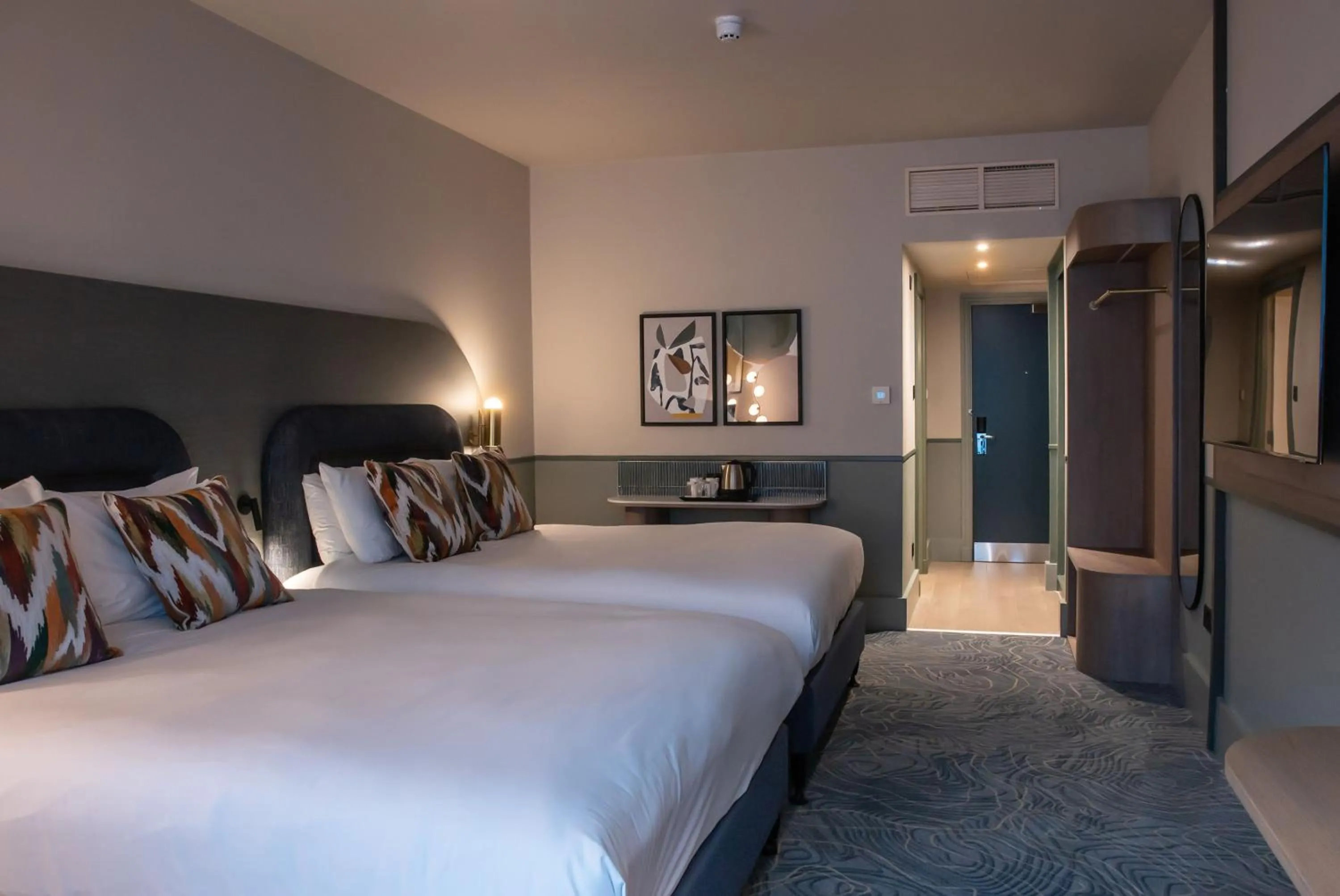 Bedroom, Bed in Mercure Sheffield St Paul's Hotel & Spa