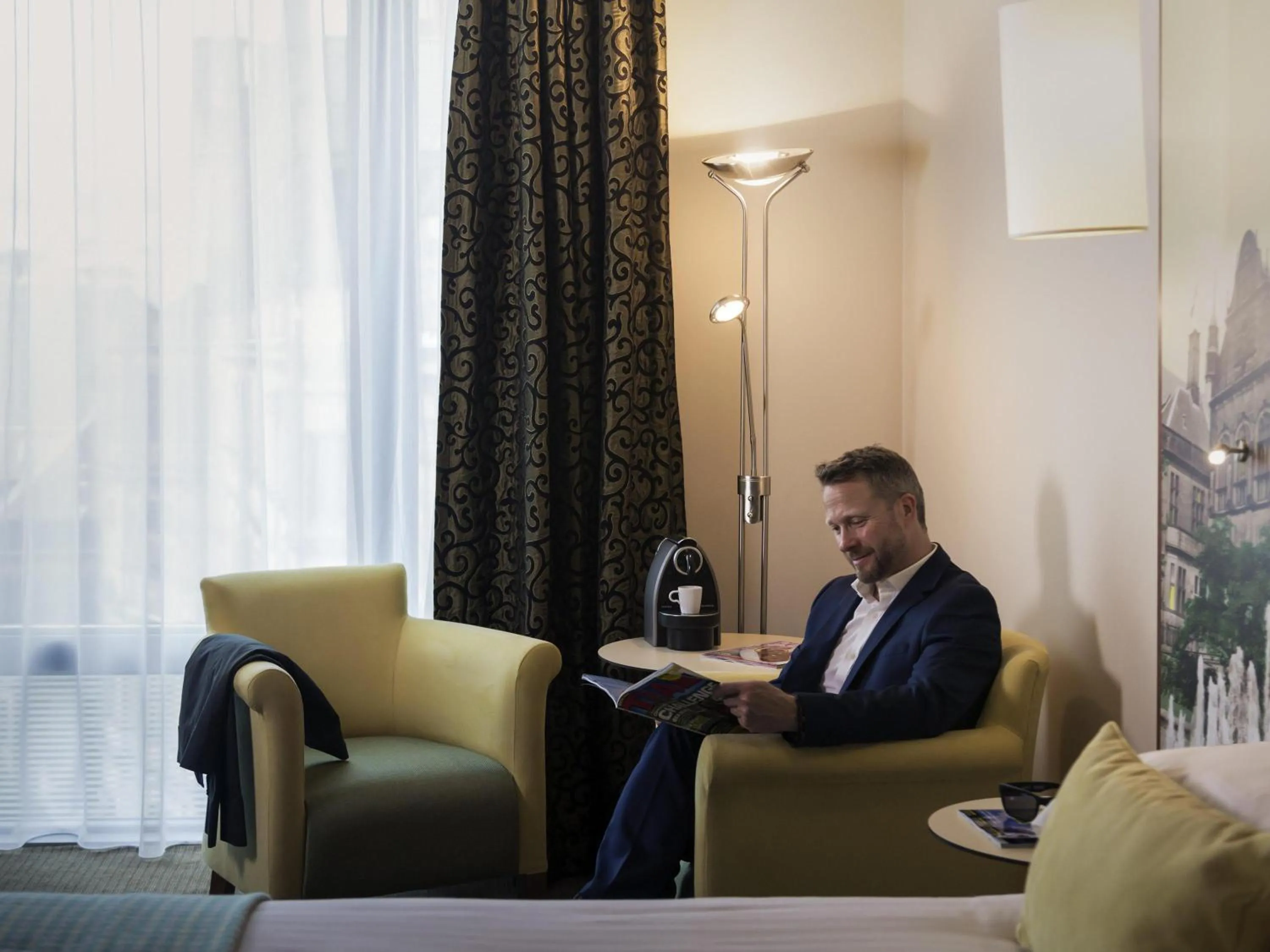 Bedroom in Mercure Sheffield St Paul's Hotel & Spa