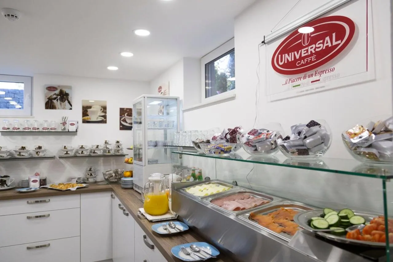 Food and drinks in Hotel Tommasi