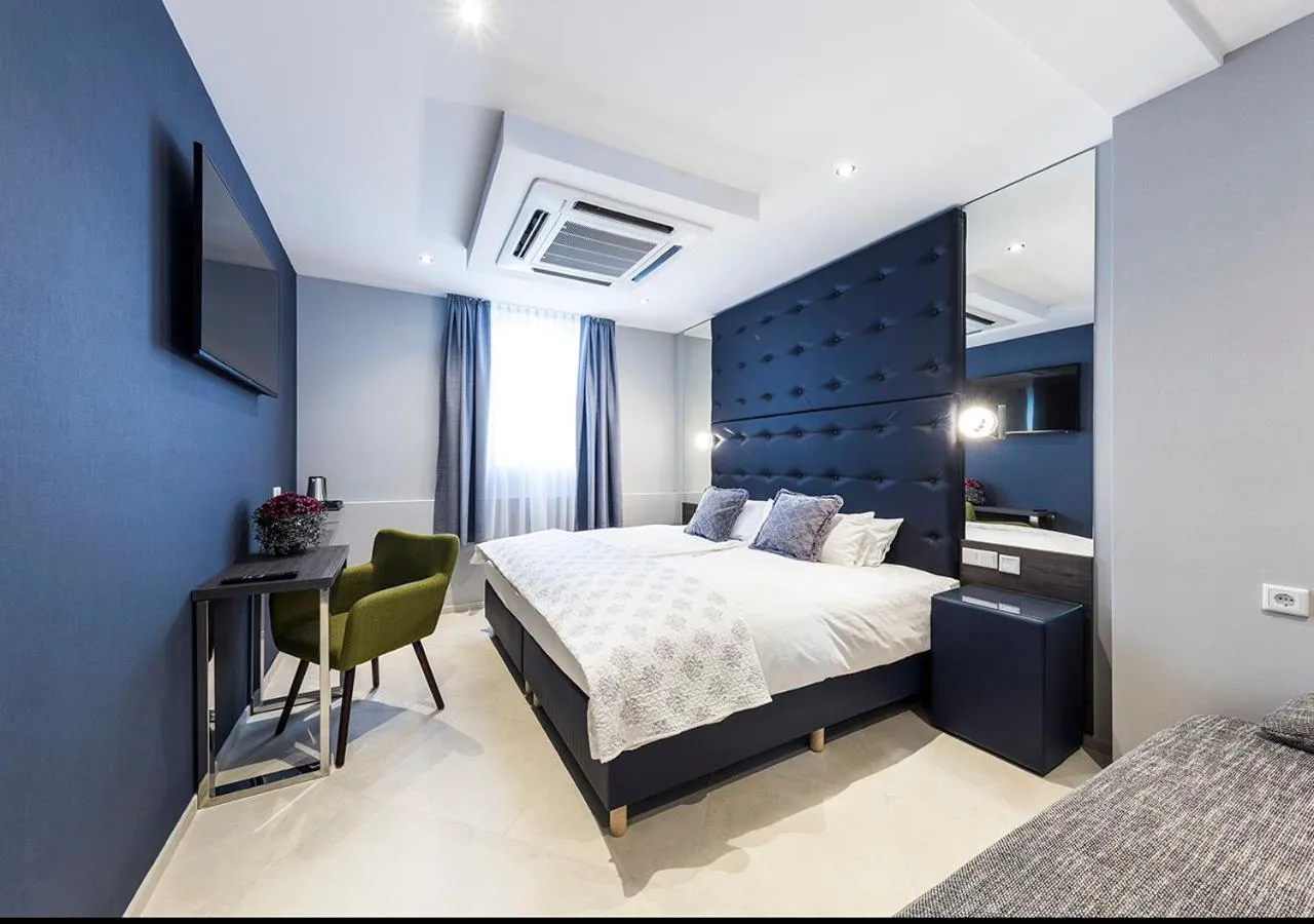 Bed in Hotel Tommasi