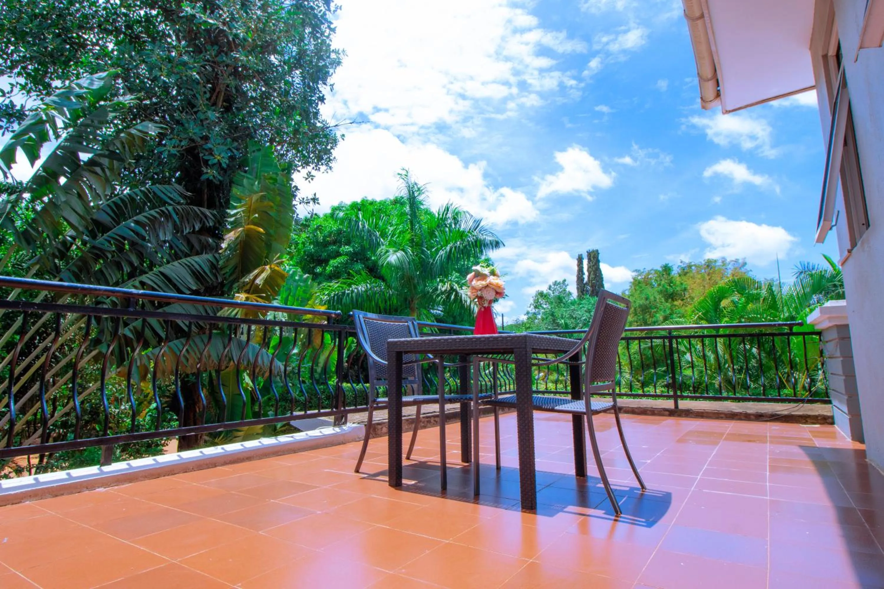 The Mansion Hotel Jinja