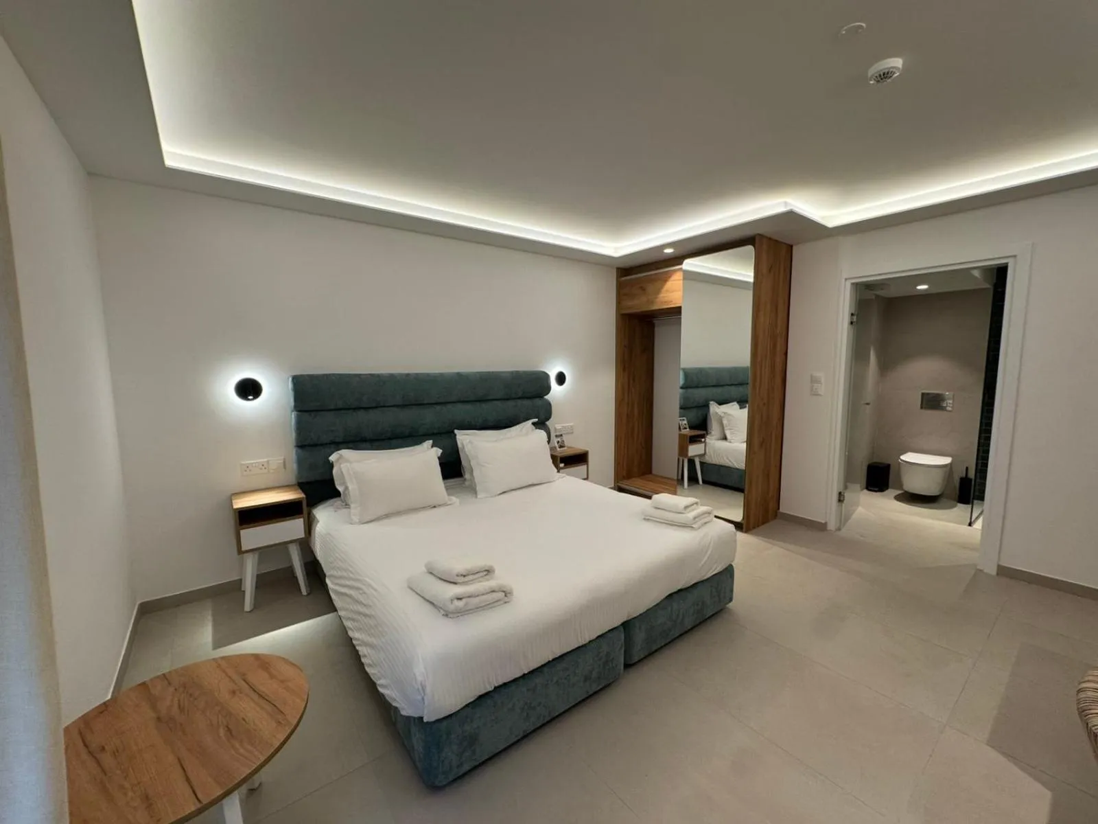 Bedroom, Bed in Hypnos Boutique Hotel