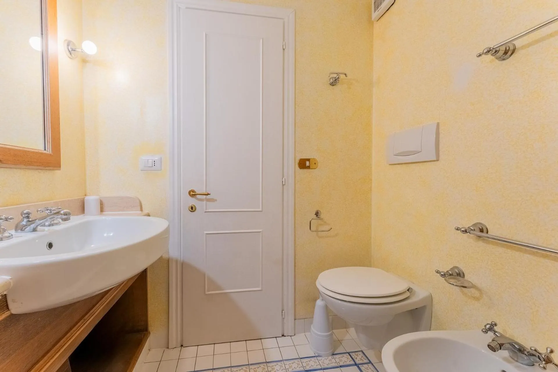 Bathroom in Sea & Villas