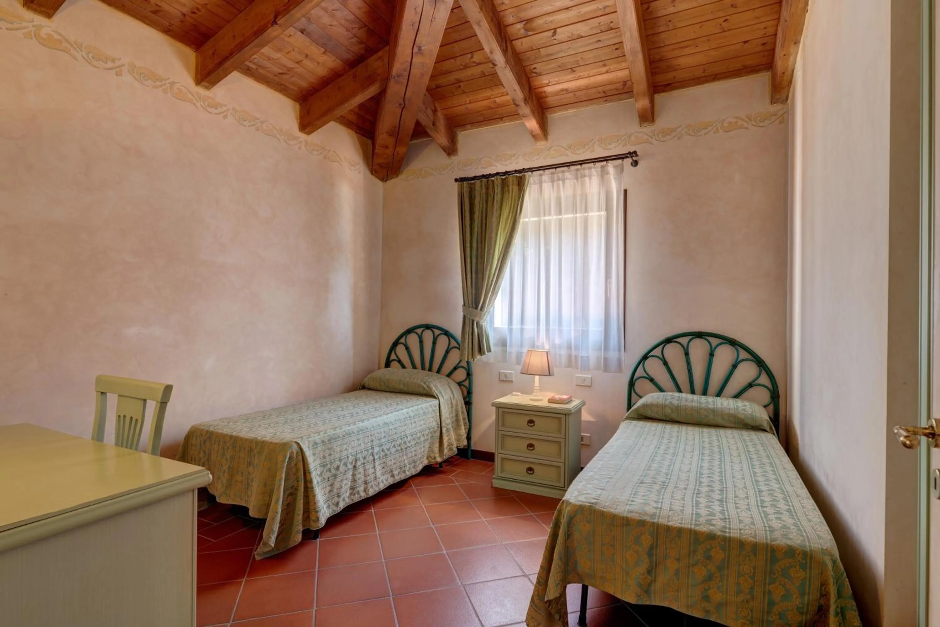 Bedroom, Bed in Sea & Villas