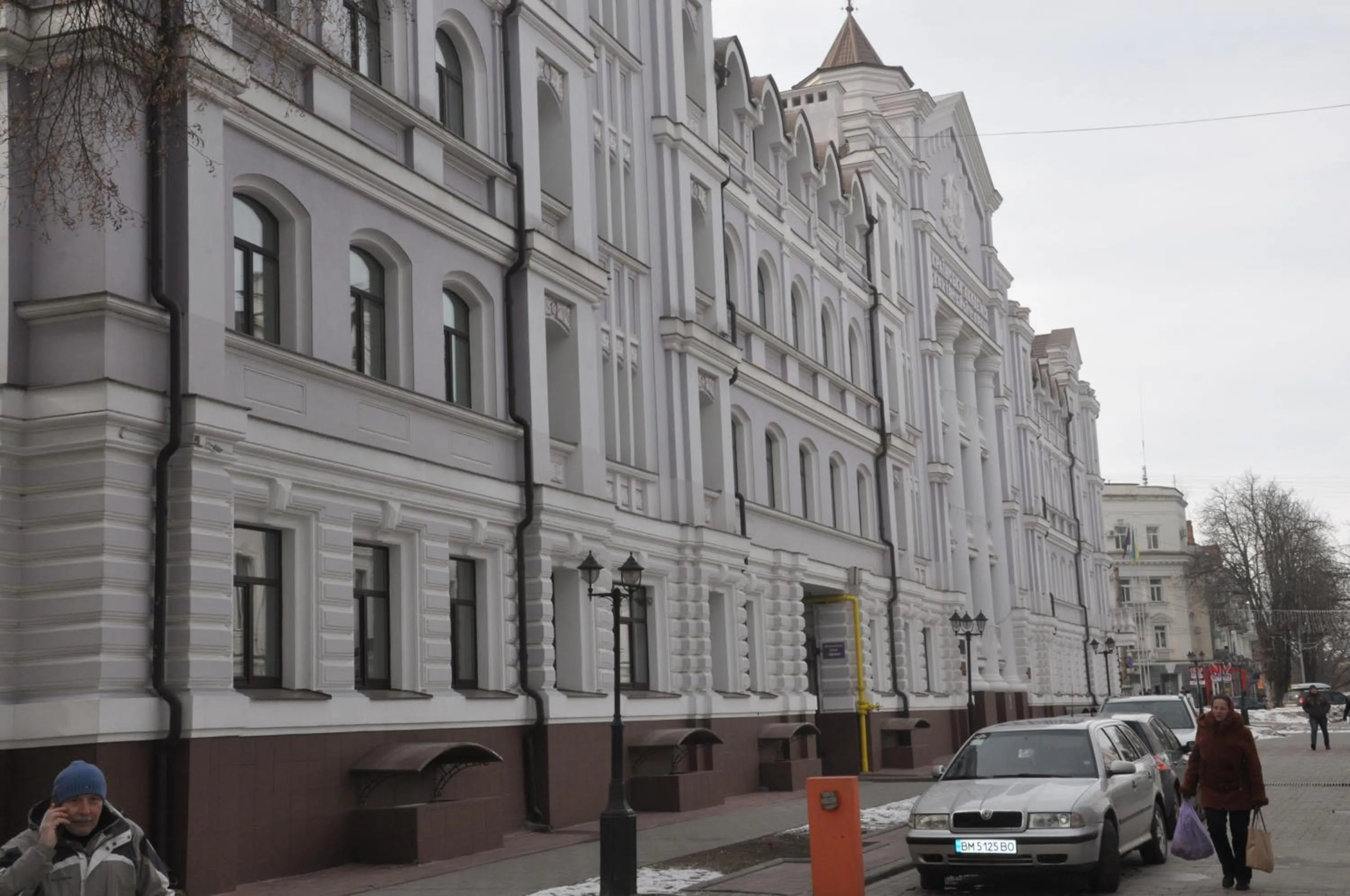 Property building in Apartment on Petropavlivs'ka 90