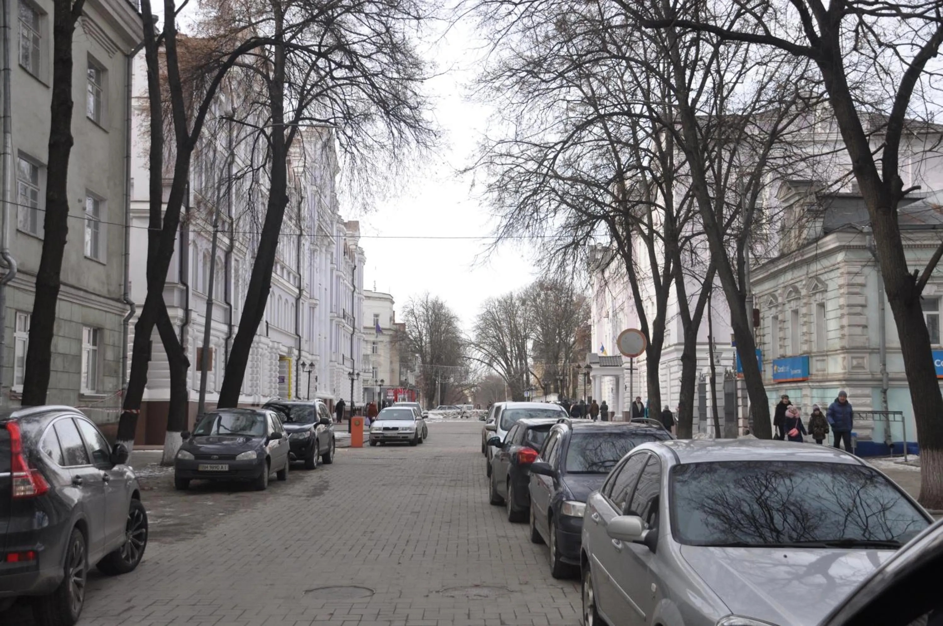 Property building in Apartment on Petropavlivs'ka 90