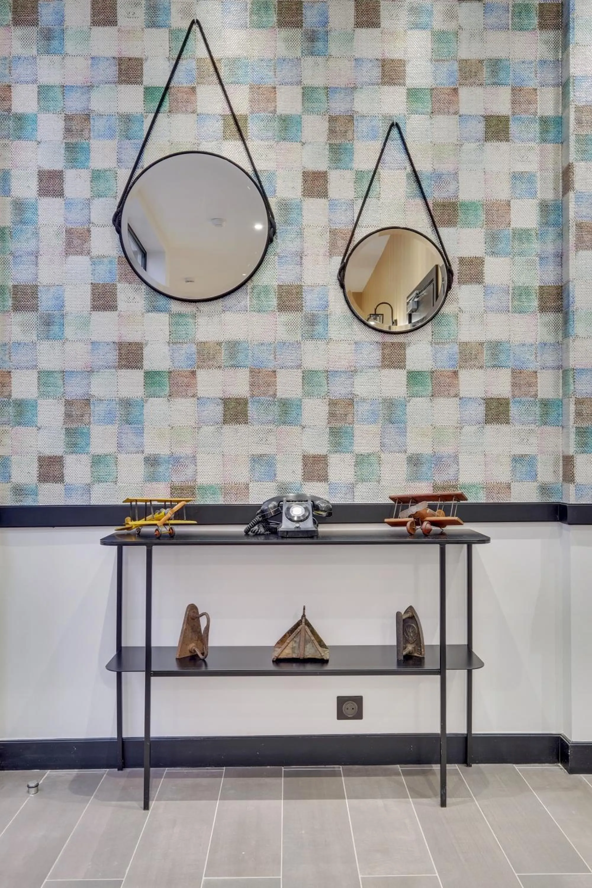 Lobby or reception in Hôtel Lucien & Marinette