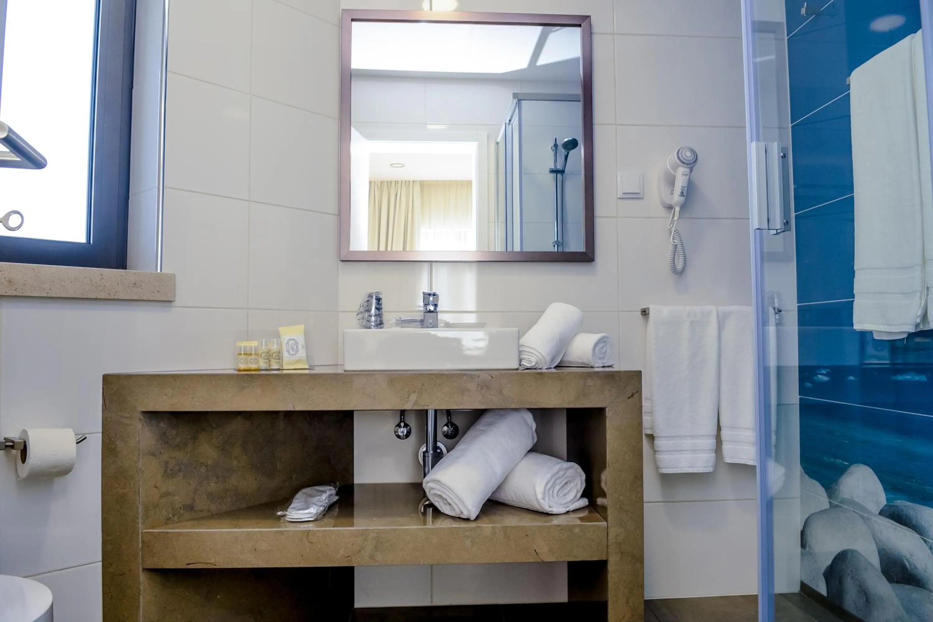 Bathroom in Villamar Style Maison