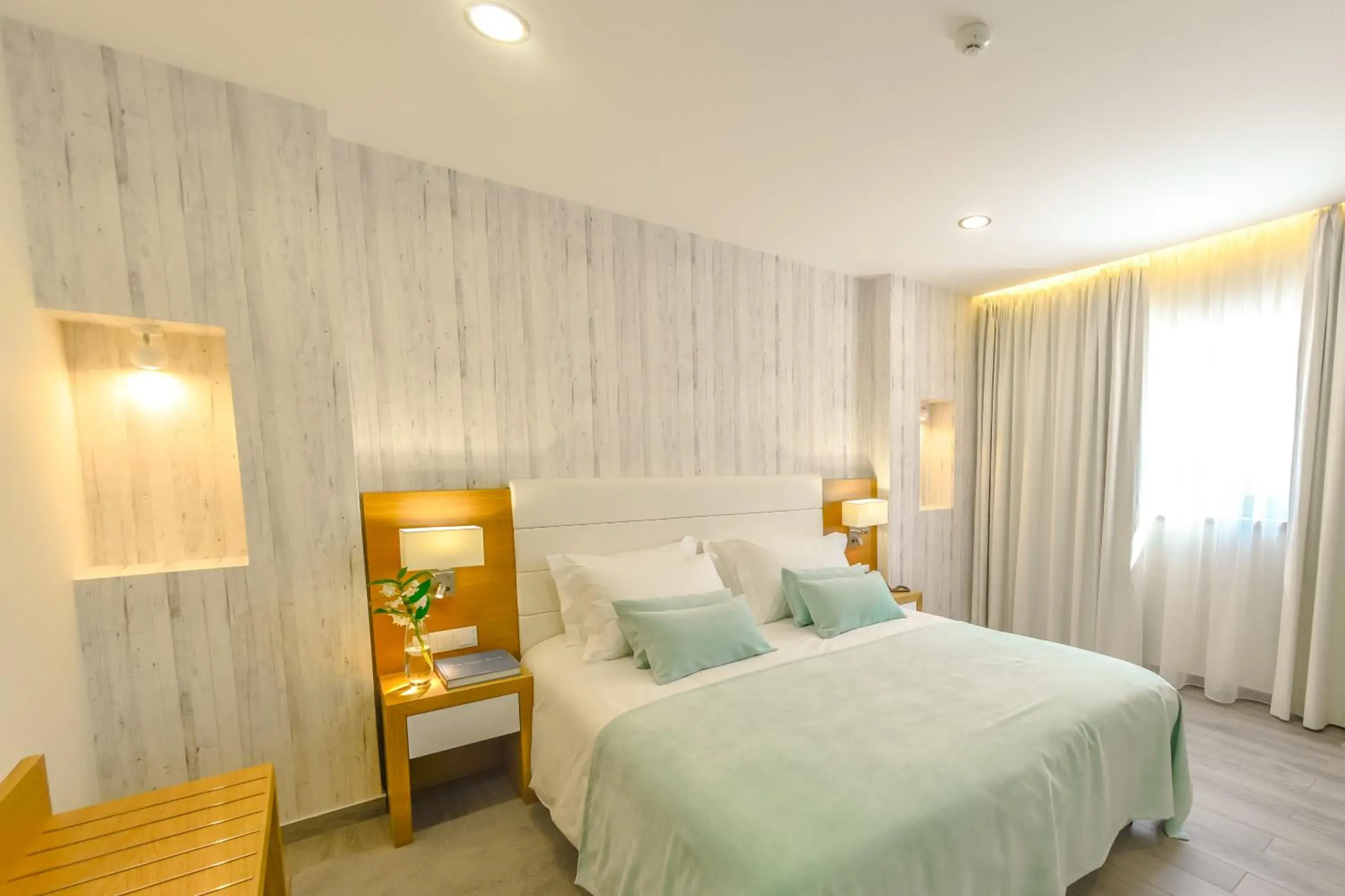 Large Double or Twin Room in Villamar Style Maison Large Double or Twin Room in Villamar Style Maison