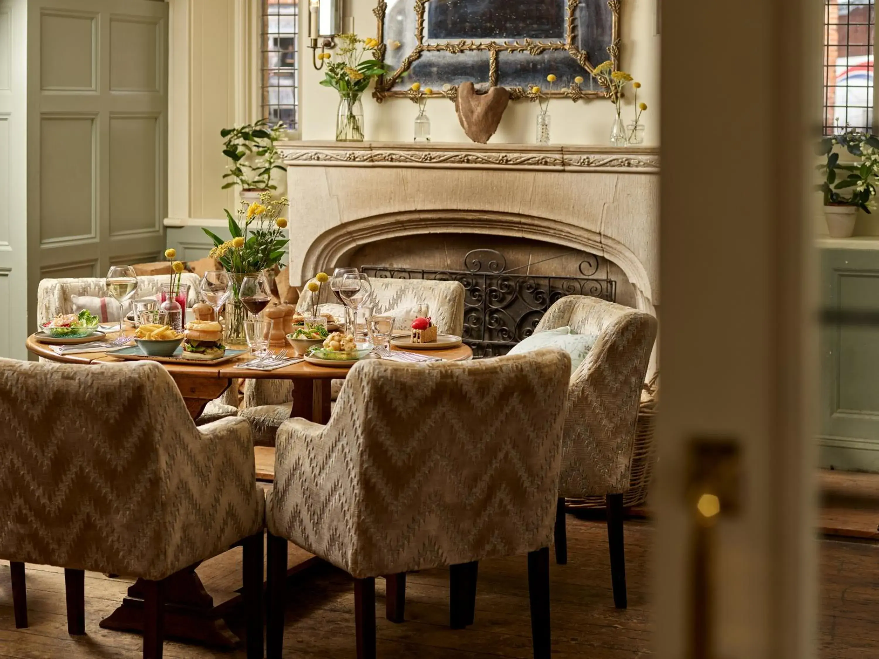 Restaurant/places to eat in The Montagu Arms Restaurant/places to eat in The Montagu Arms