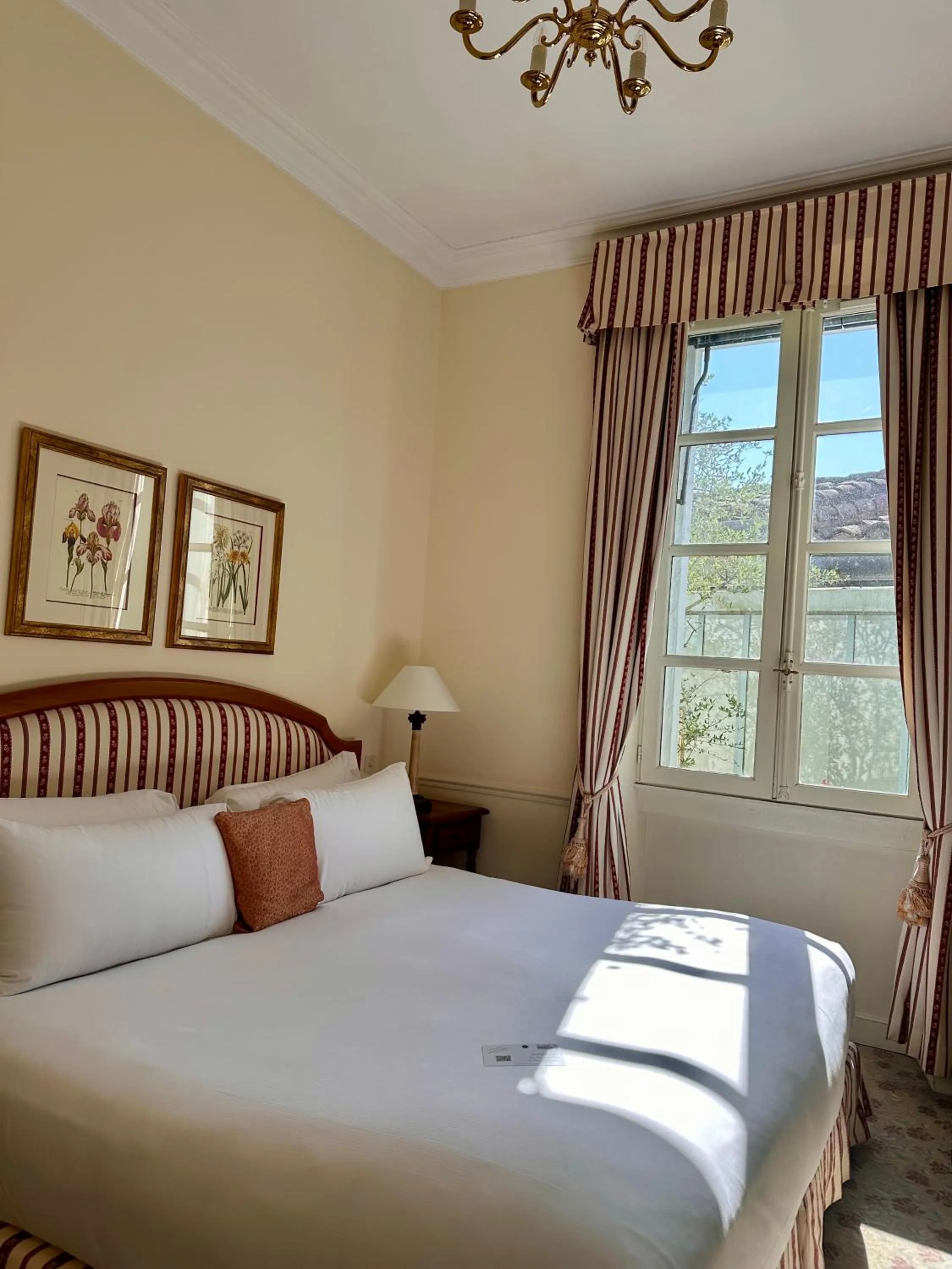 Bedroom, Bed in Hotel de la Cité Carcassonne - MGallery Collection