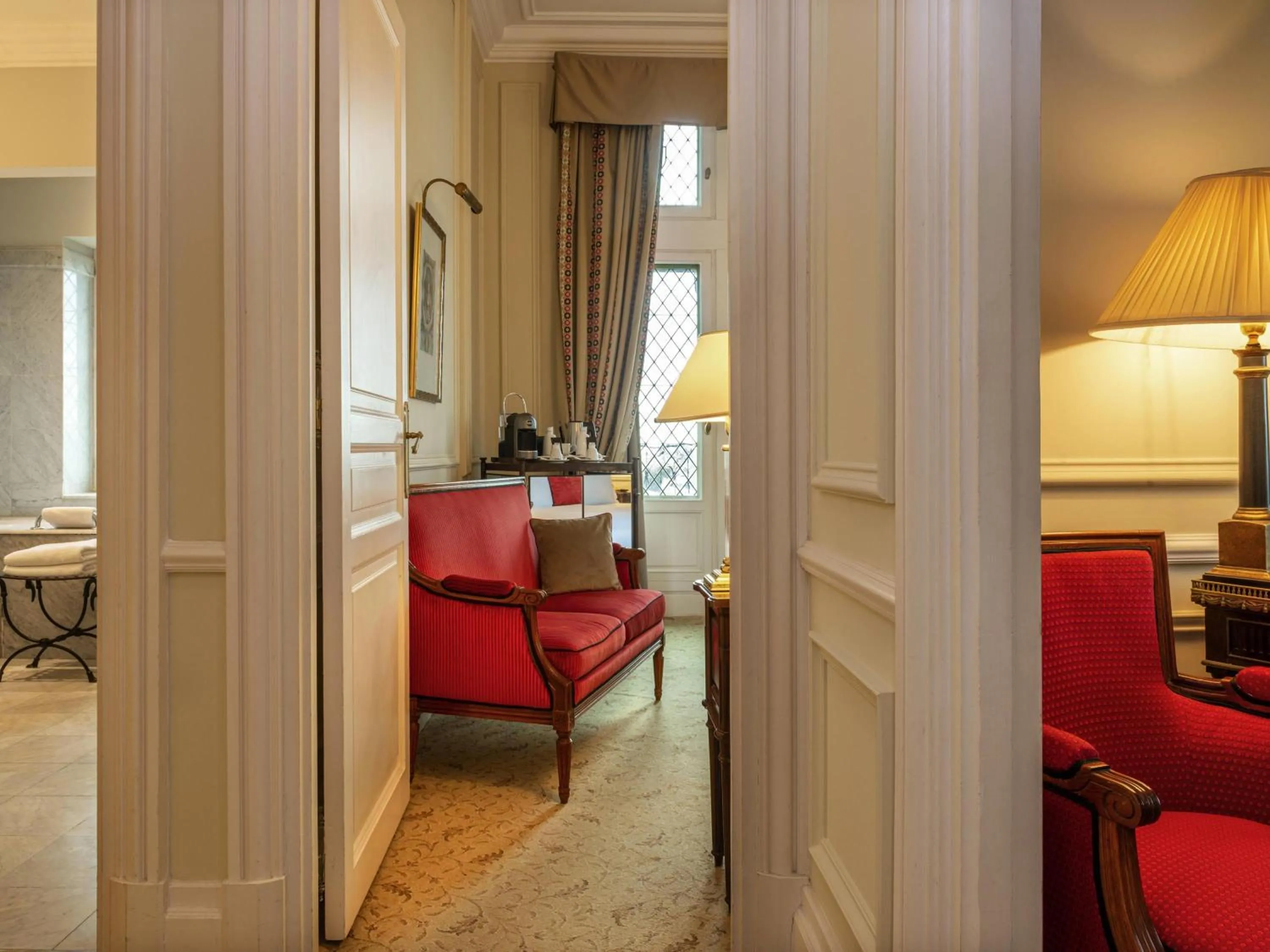 Bedroom in Hotel de la Cité Carcassonne - MGallery Collection